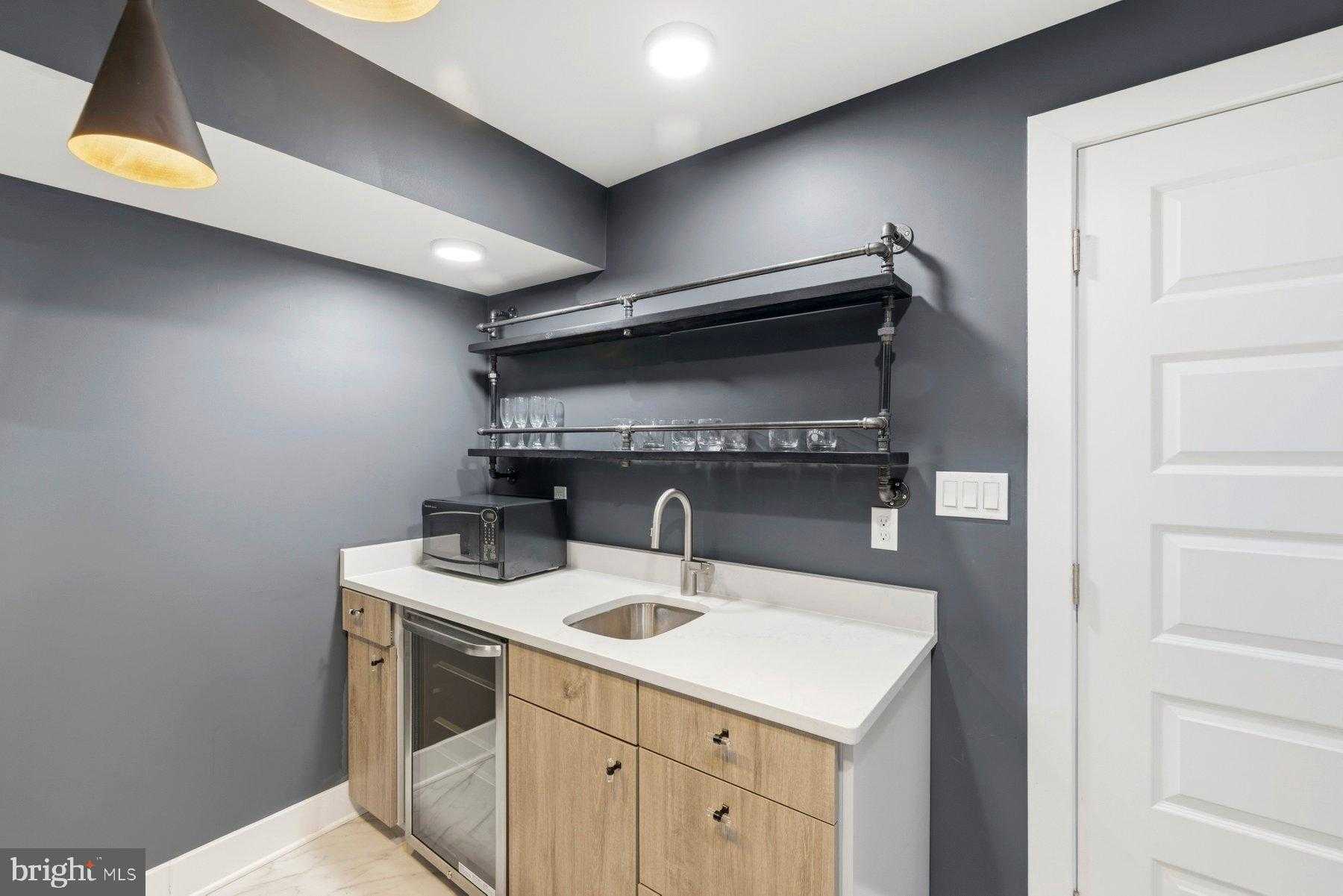 6713 Box Turtle CT photo 53