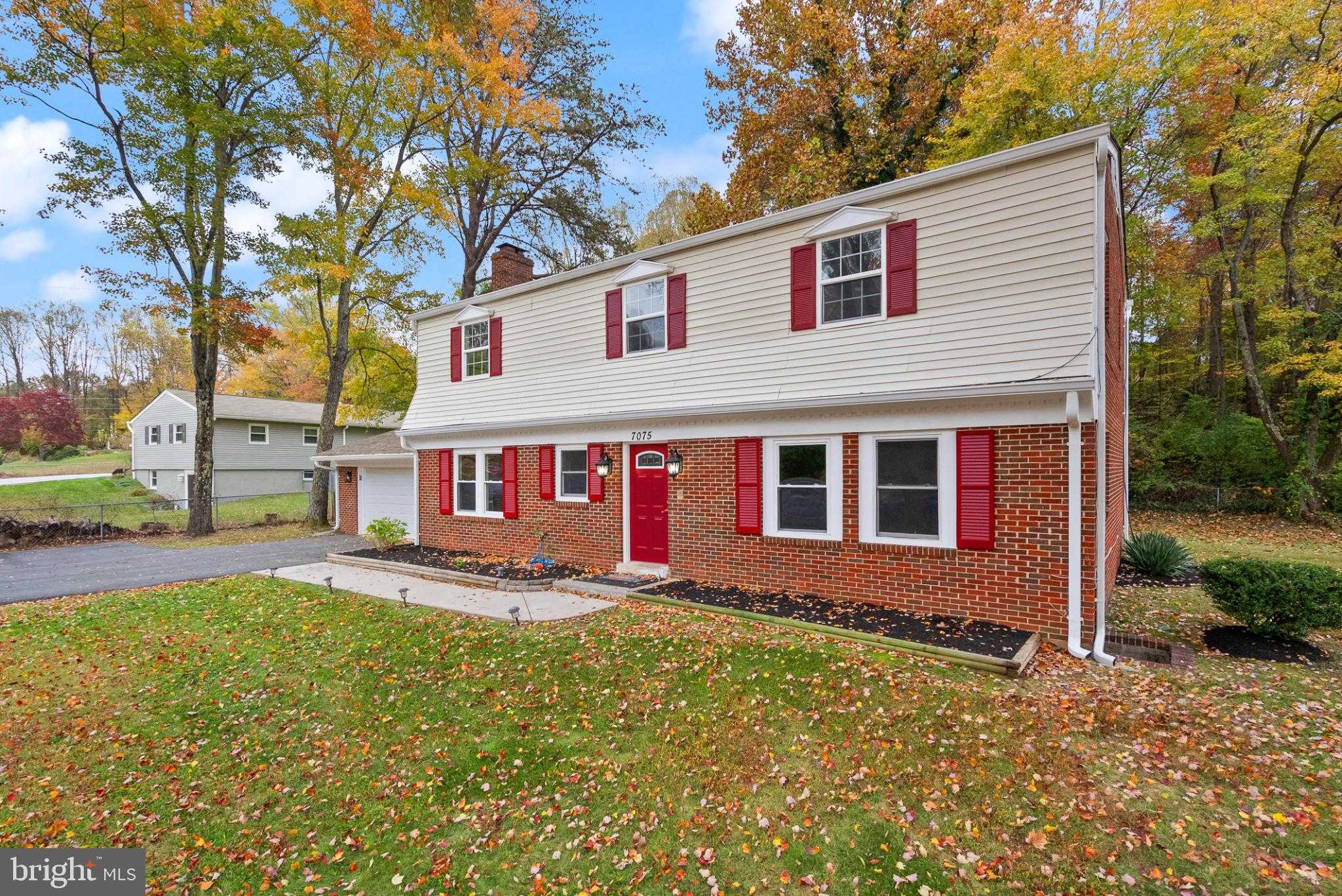 7075 Yates Ford Rd photo 2