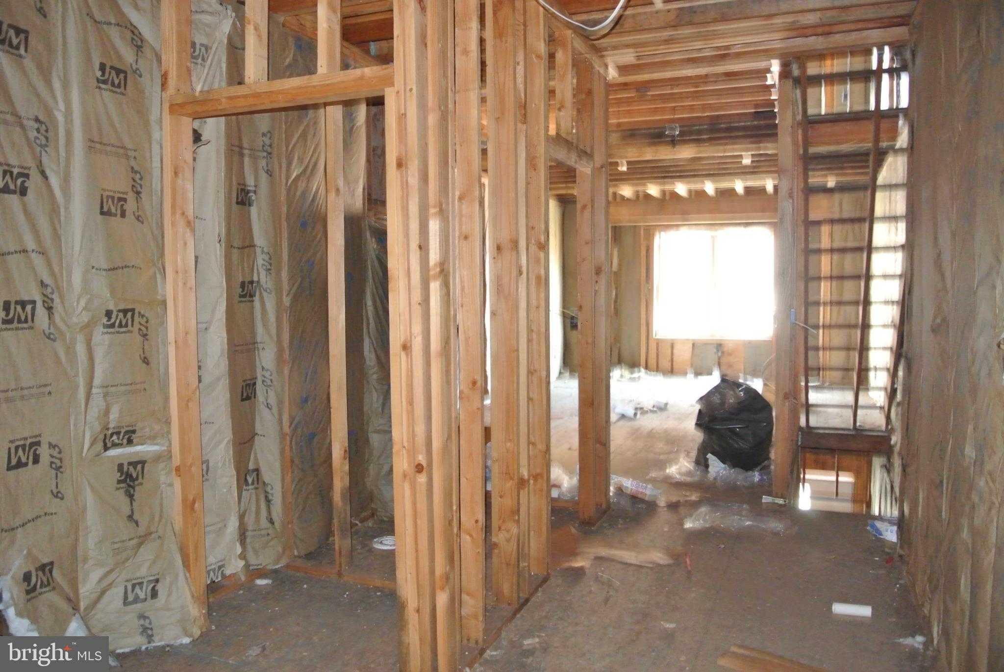 2124 N 8th St photo 6