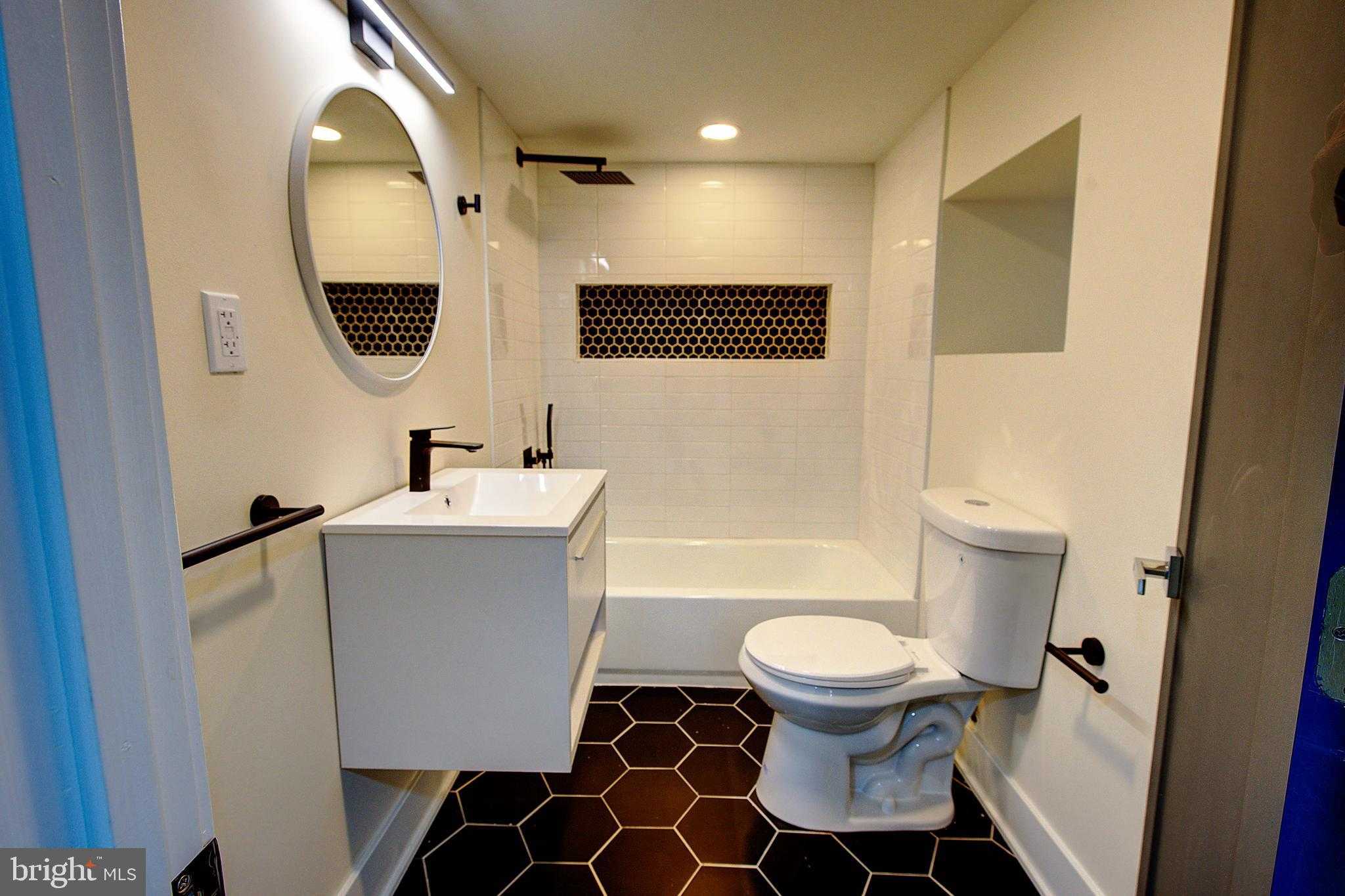 5215 N Marvine St photo 23