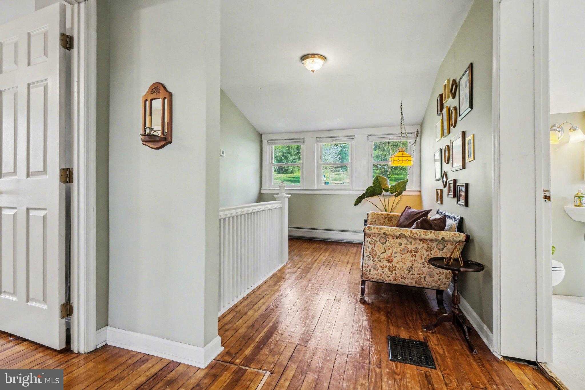 321 Walnut St photo 15