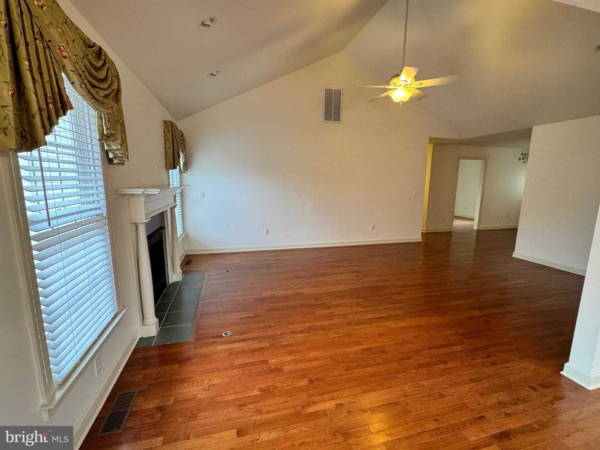 30472 Plantation Dr photo 31