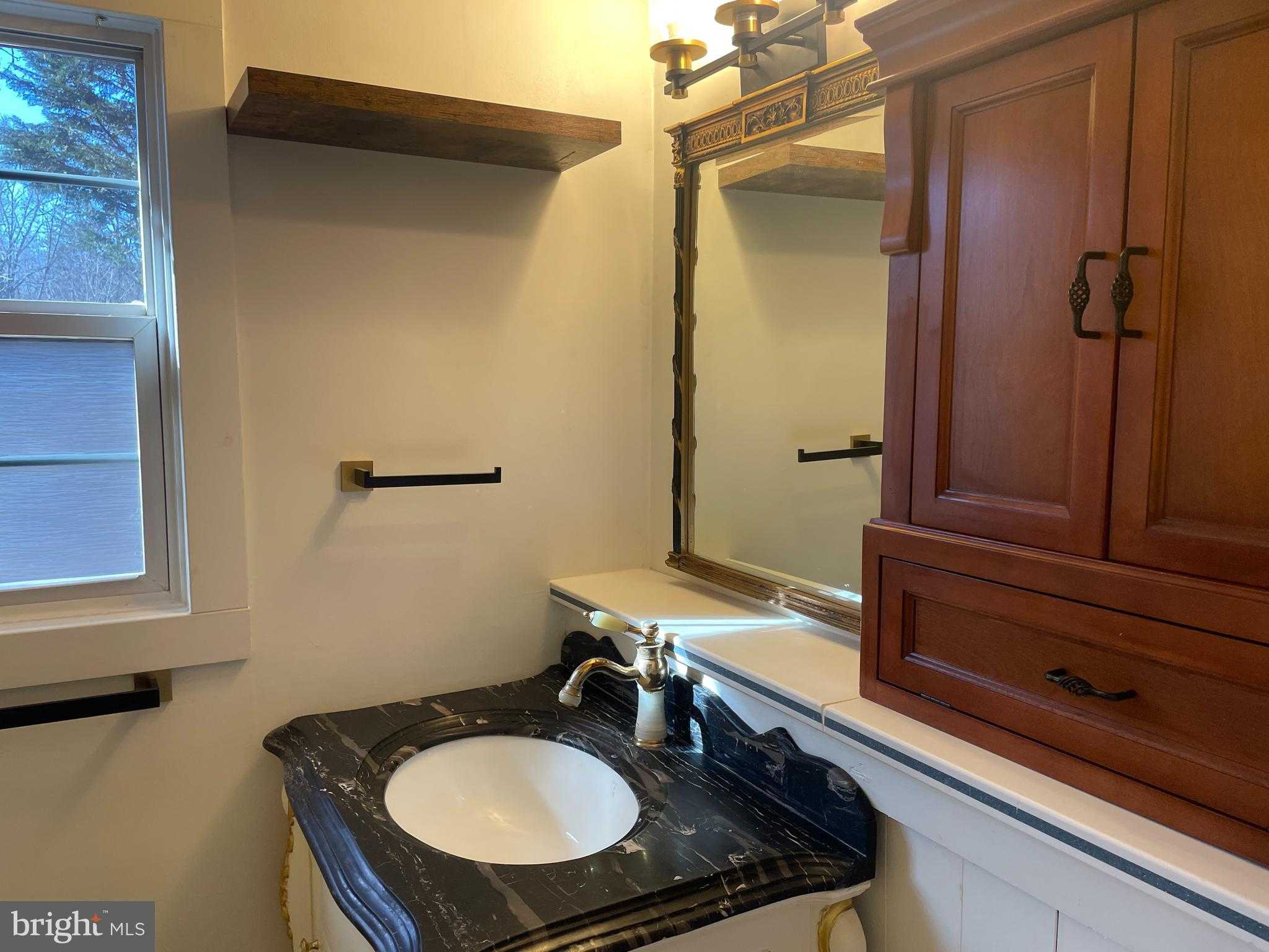 8480 Chesley Dr photo 17