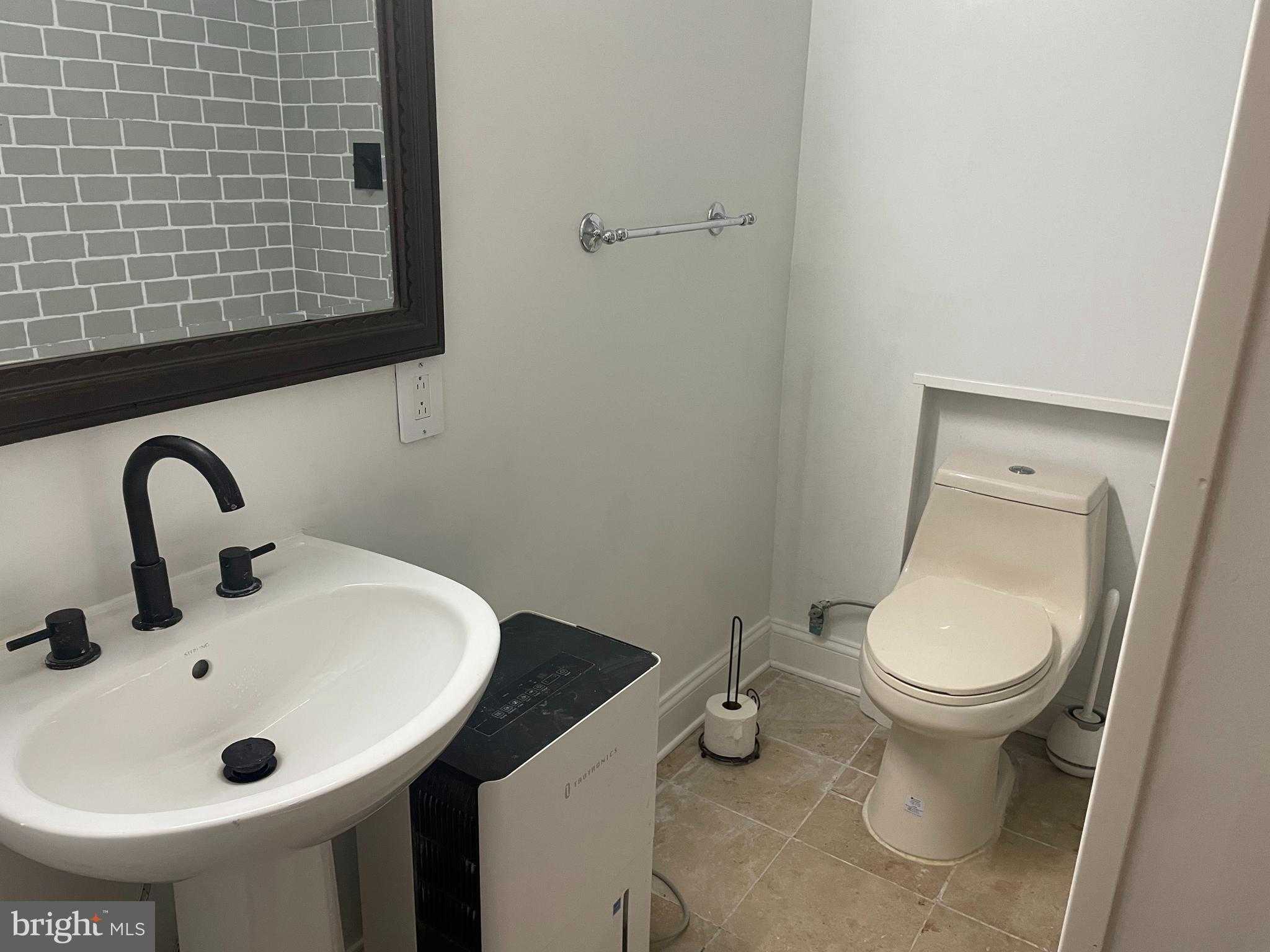 8480 Chesley Dr photo 36