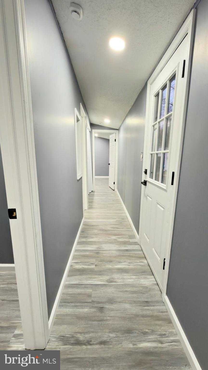 201 Forest Green Rd photo 20