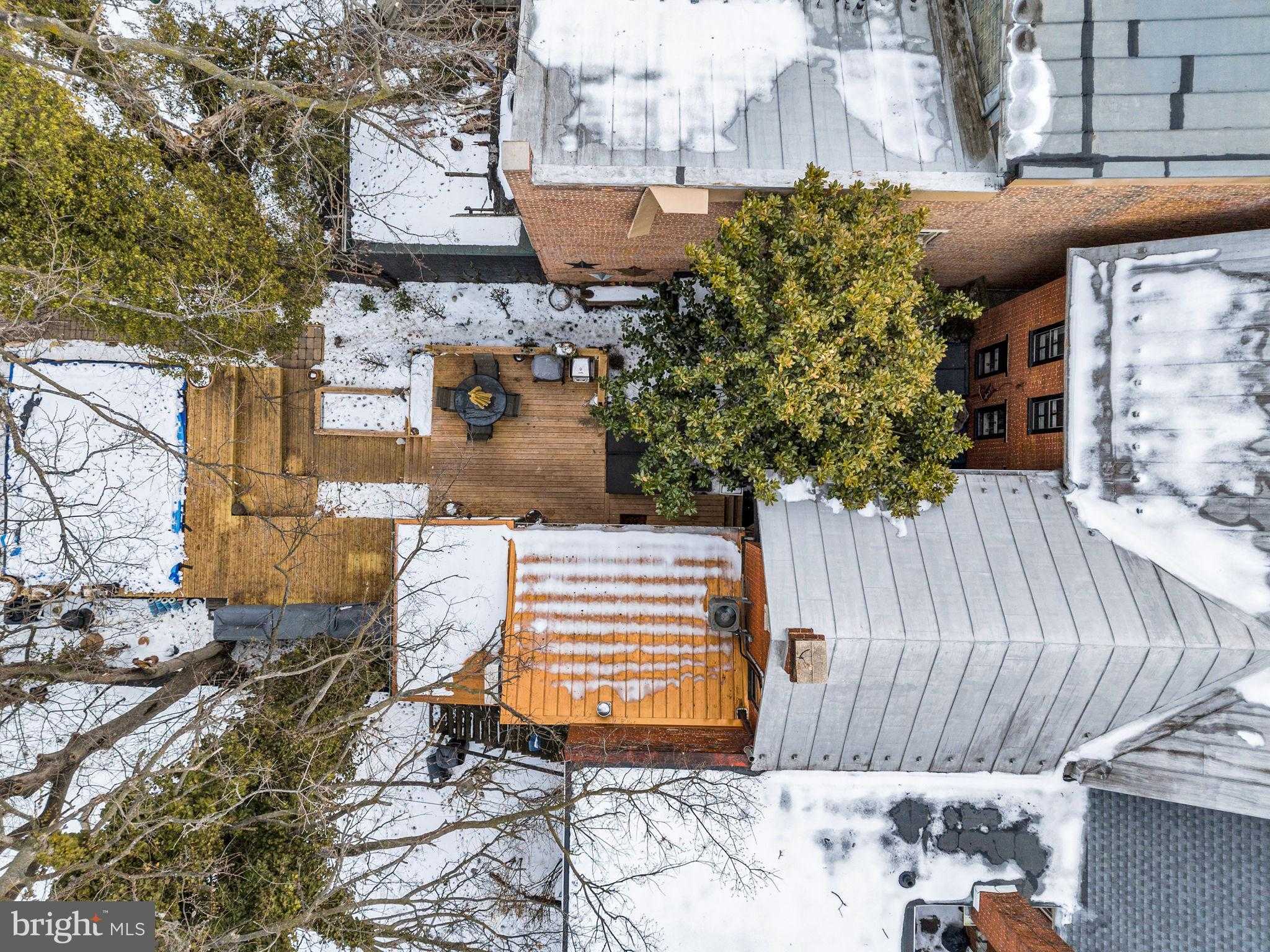 141 W Louther St photo 42