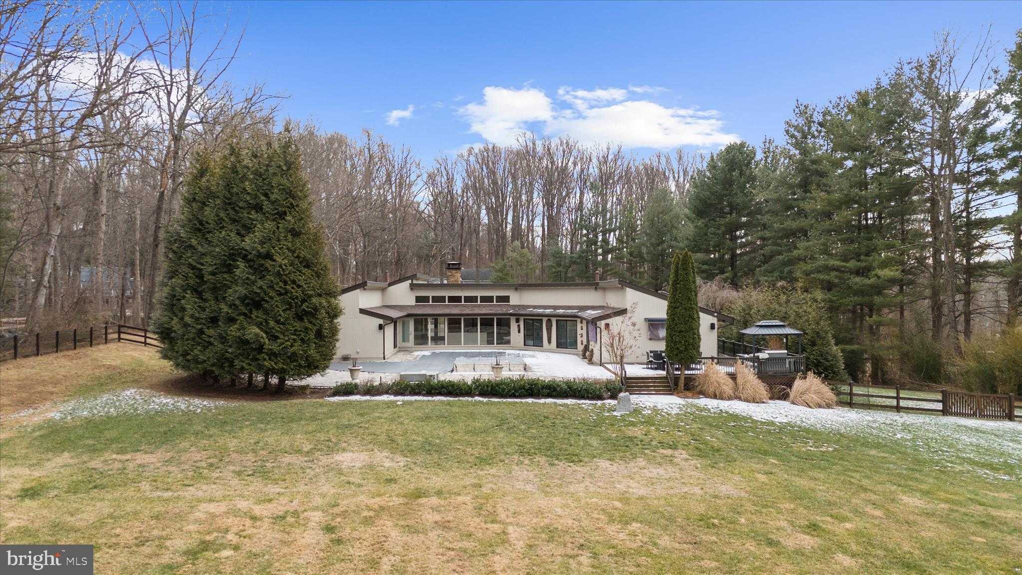 2308 Caves Rd photo 39