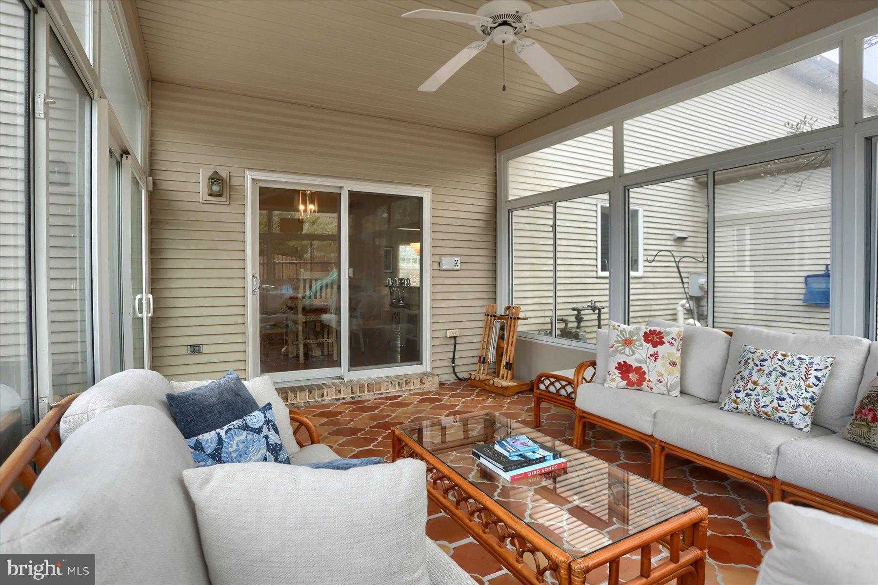 1014 S Waterford Way photo 31