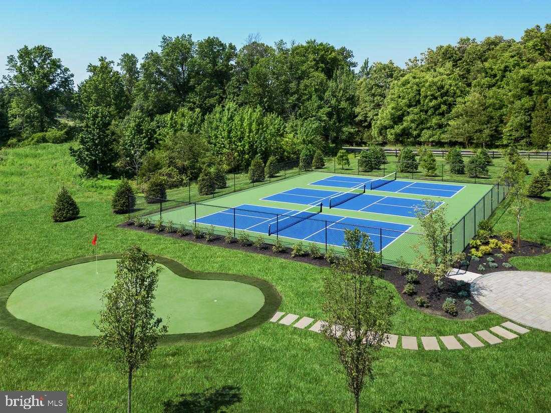 202 Gerry Way photo 33