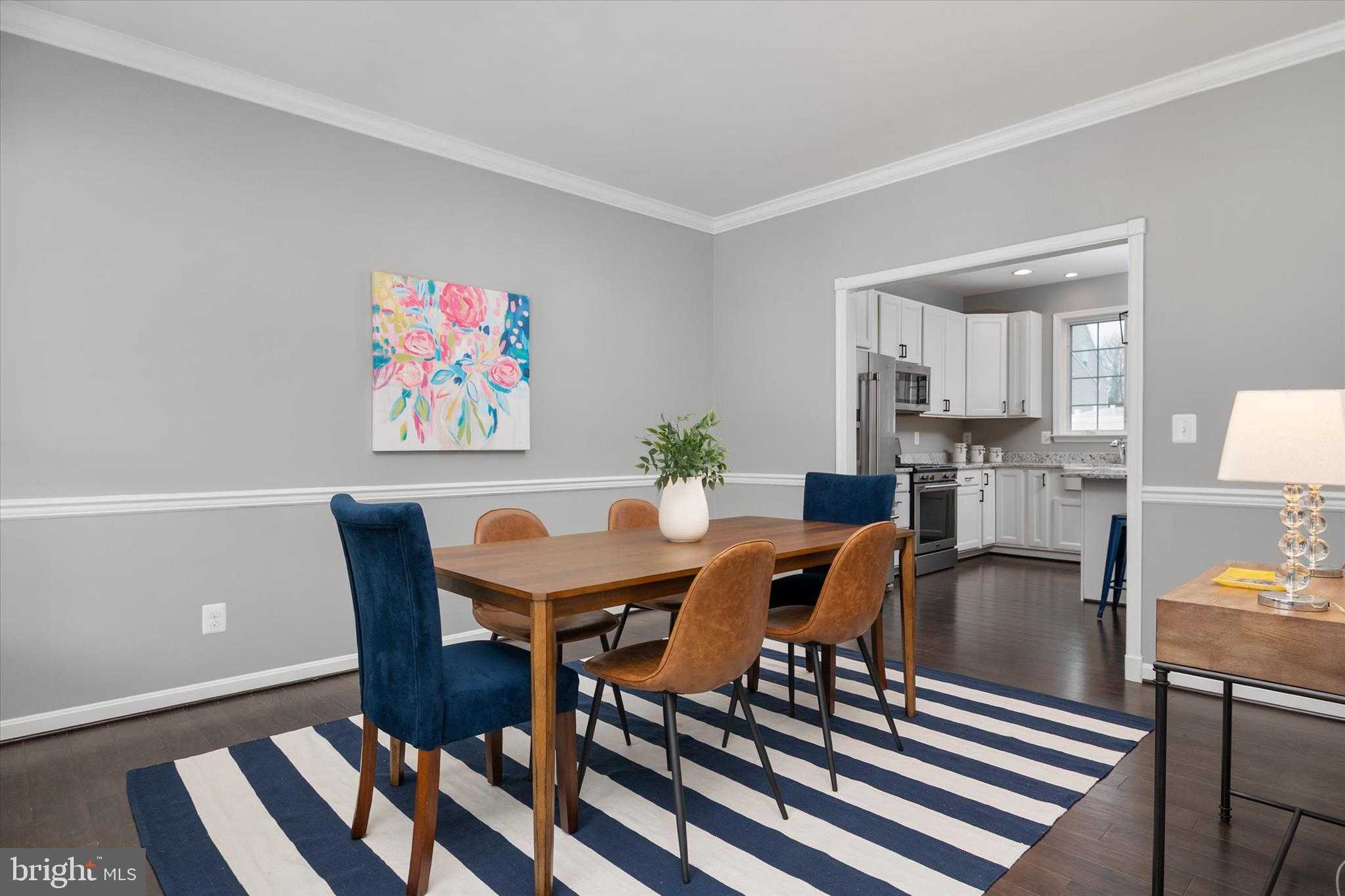 422 N Brook Dr photo 11