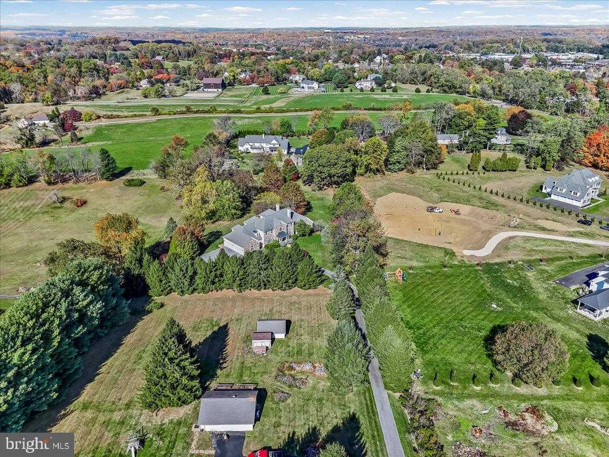 411 Webb Rd photo 65