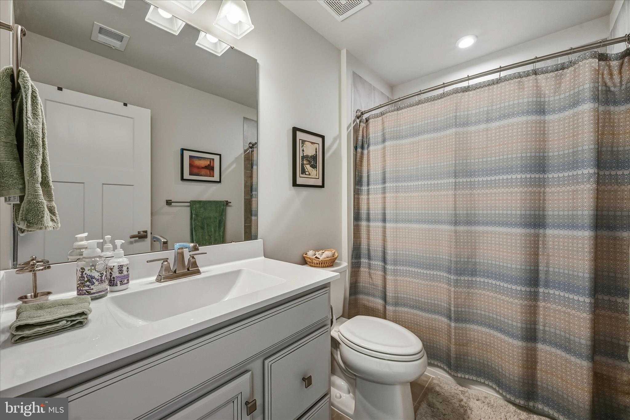 116 Maury Way photo 32