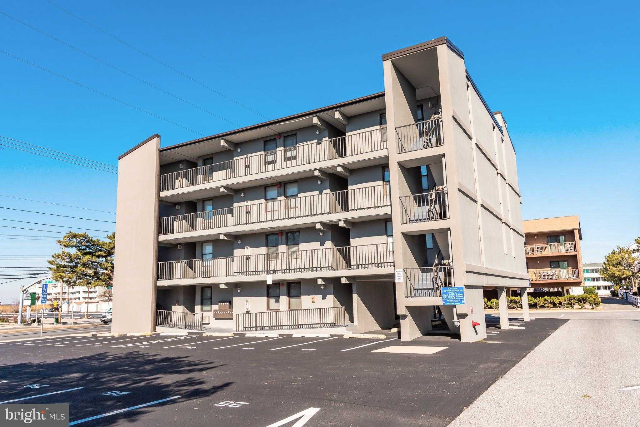 17 70th St Unit 18 photo 3