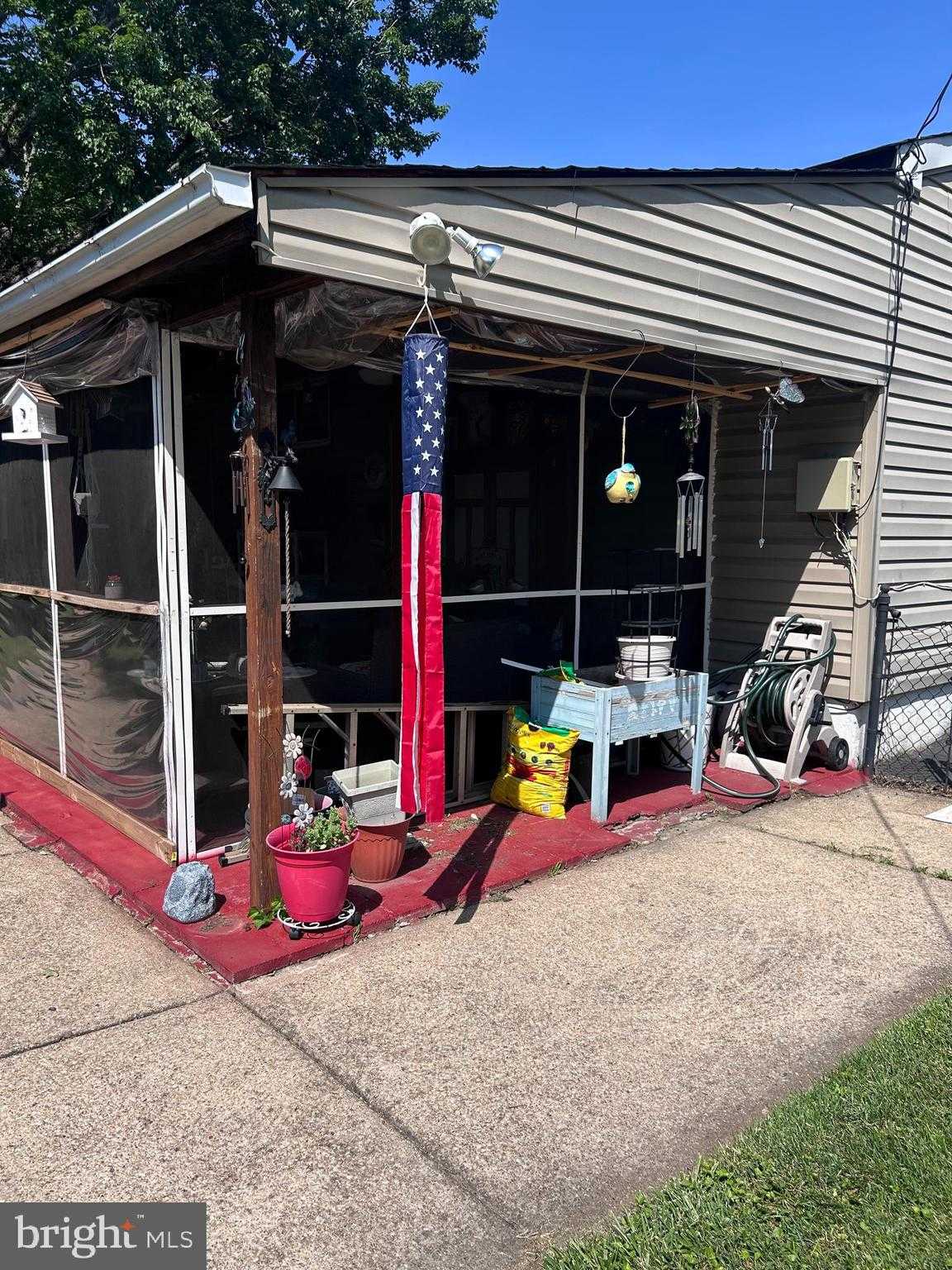 920 Blakistone Rd photo 25