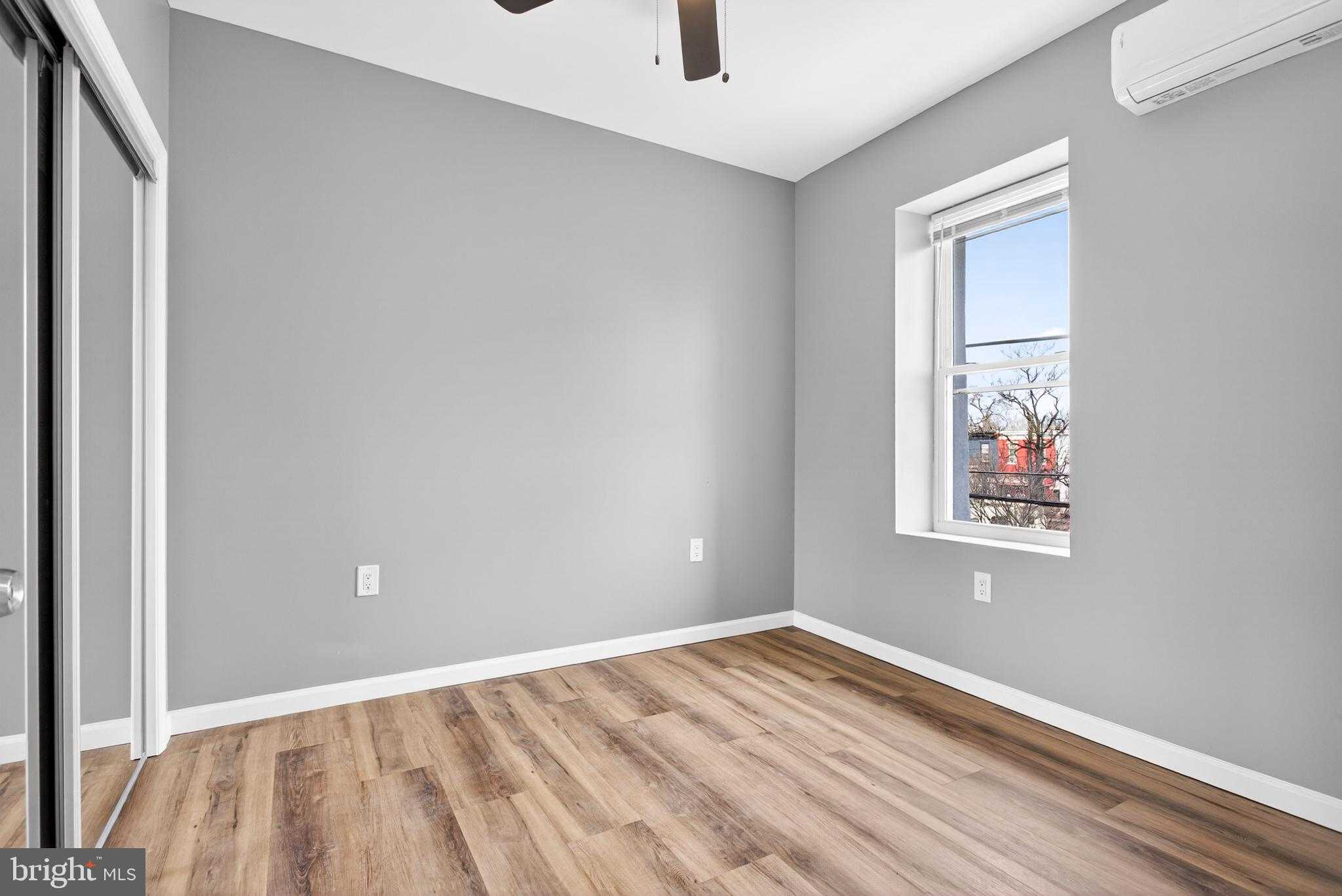 3008 W Dauphin St photo 23