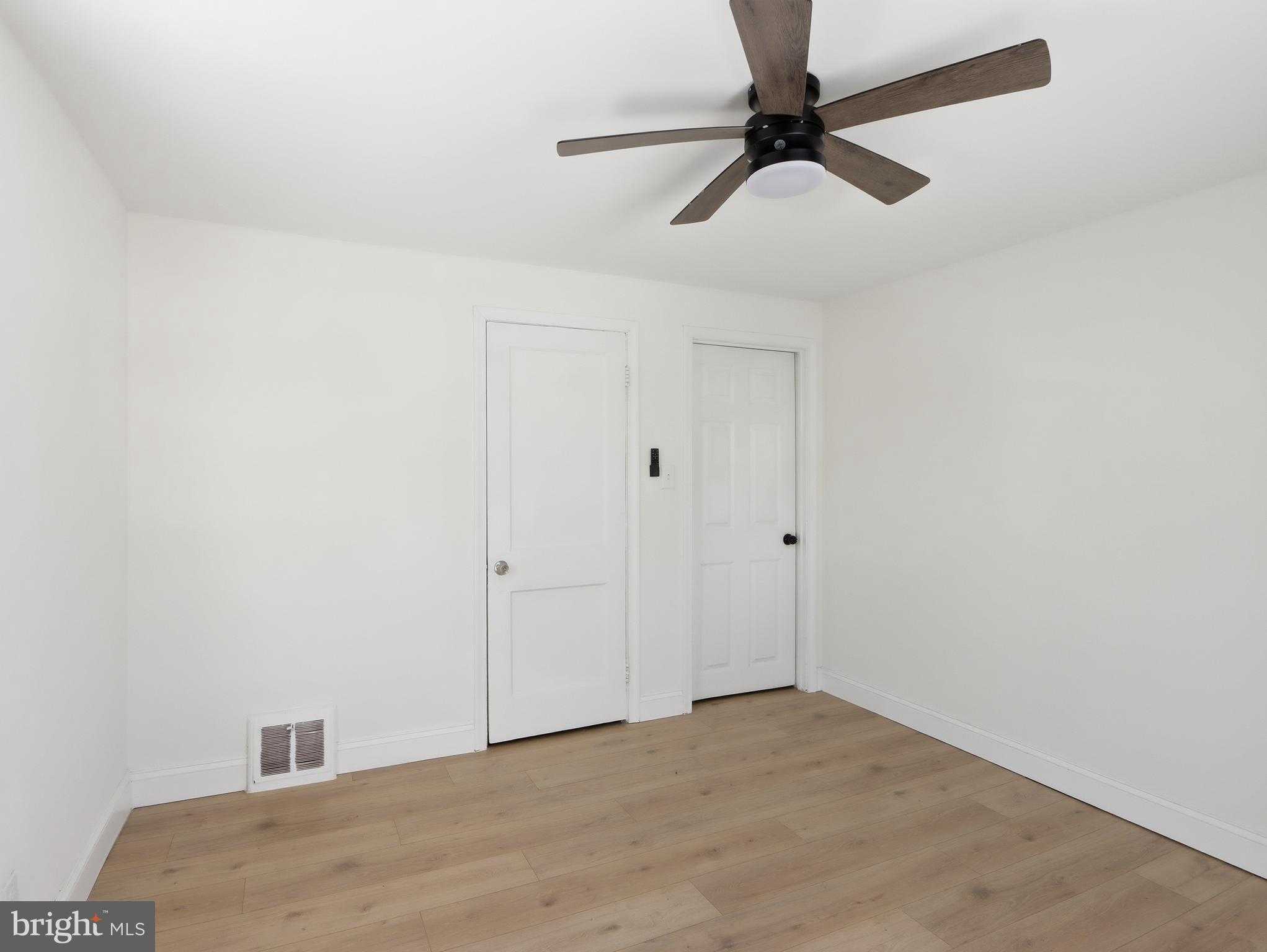 5600 Patrick Henry Dr photo 15