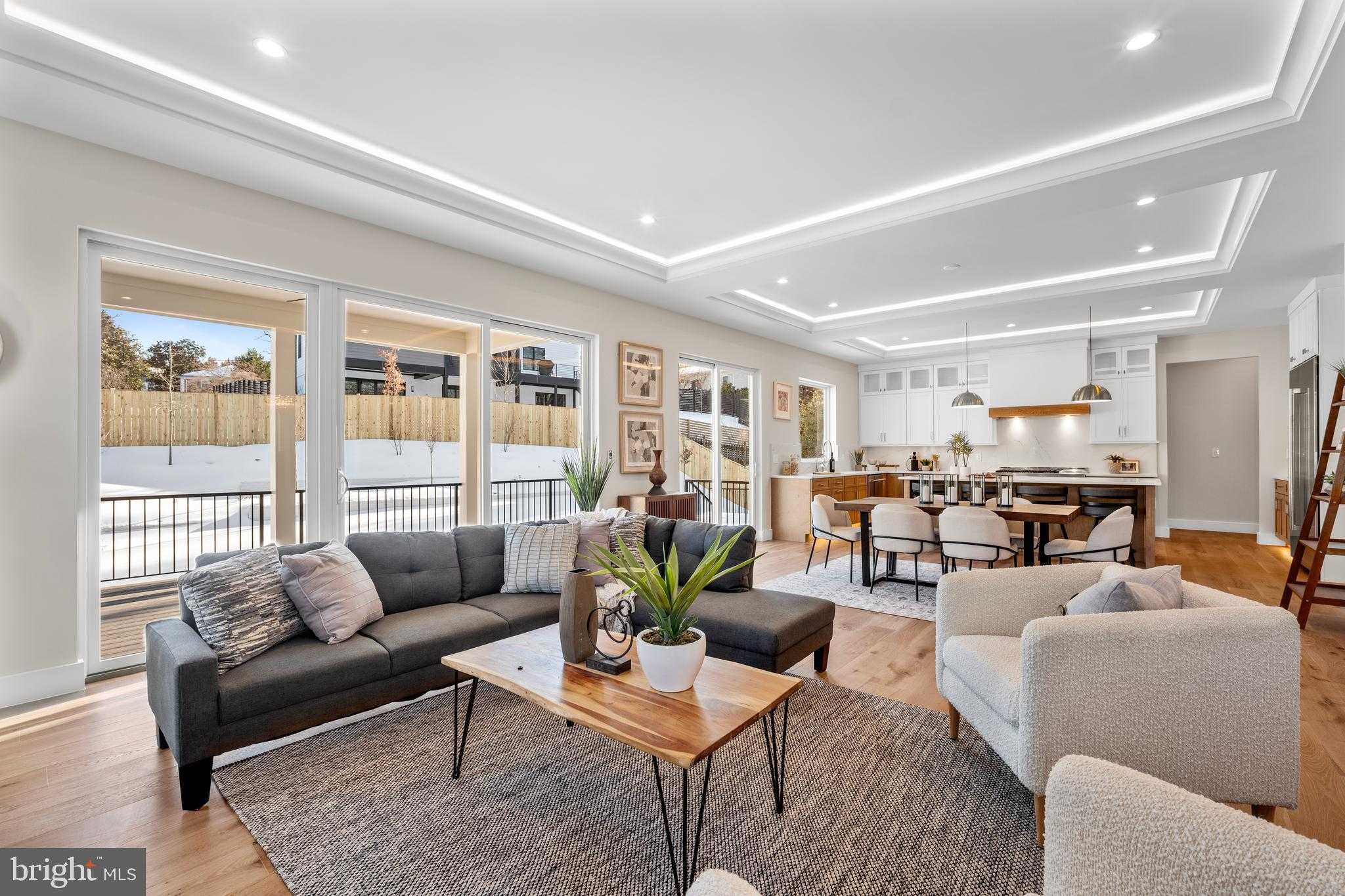 1935 Foxhall Rd photo 24