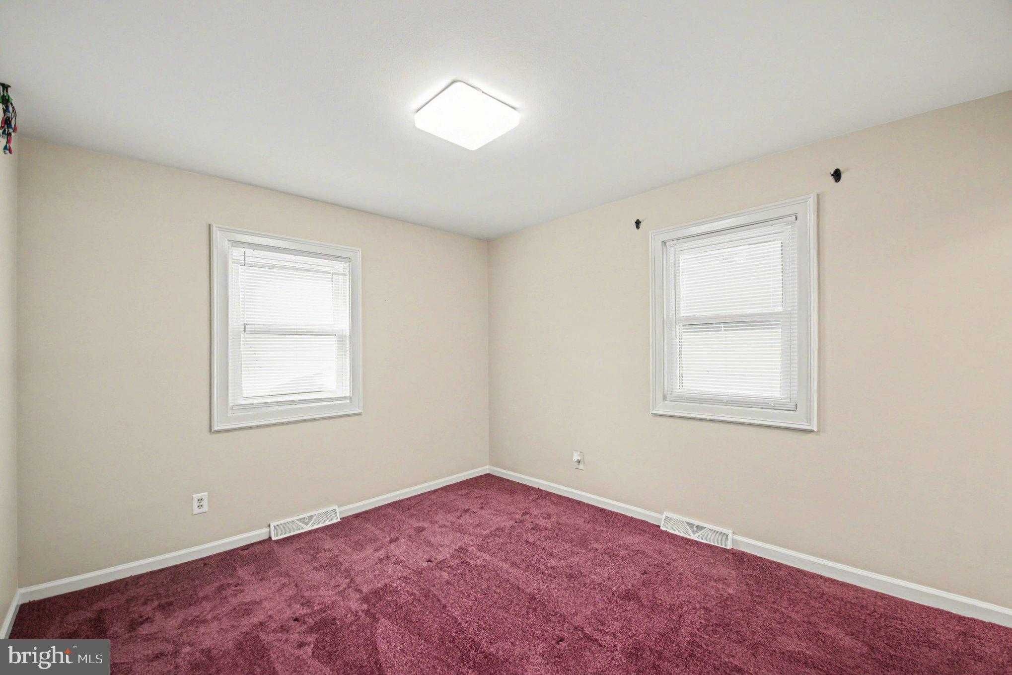 1205 Holly St photo 17