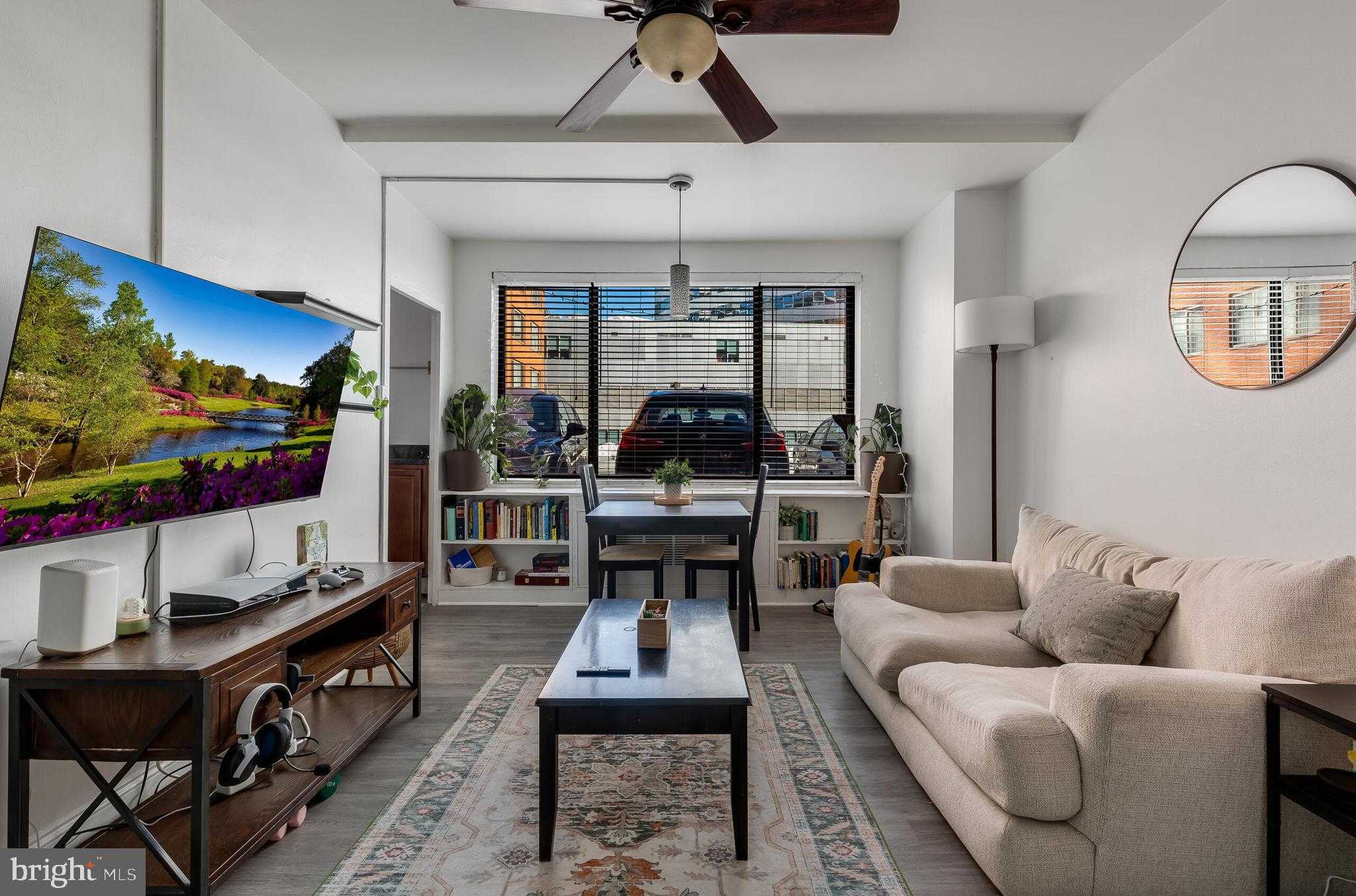 1121 Arlington Blvd Apt 110 photo 4