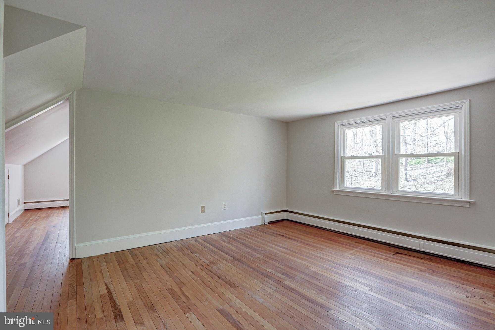 520 Clarks Ln photo 27