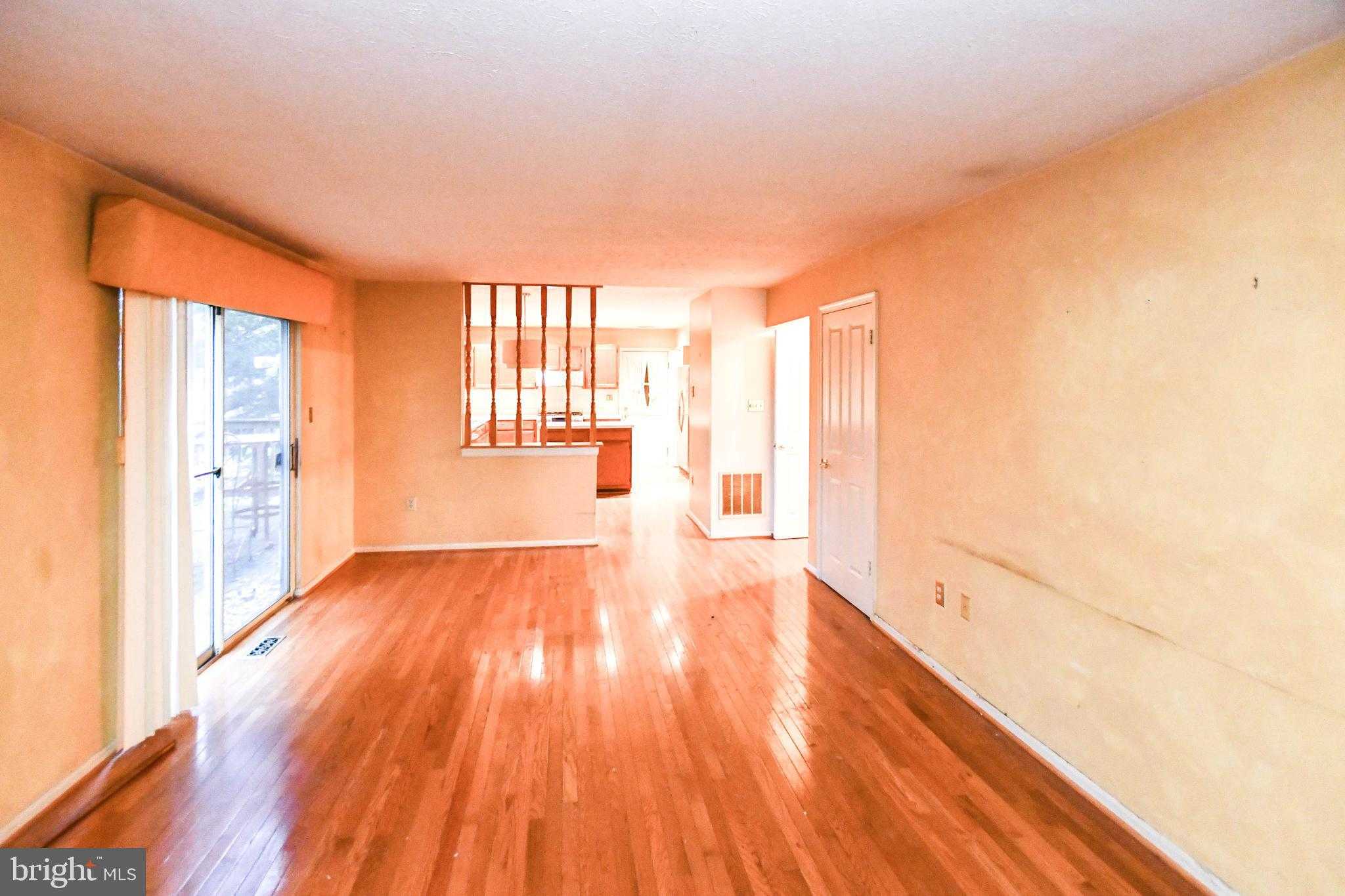 1111 Kings Heather Dr photo 22