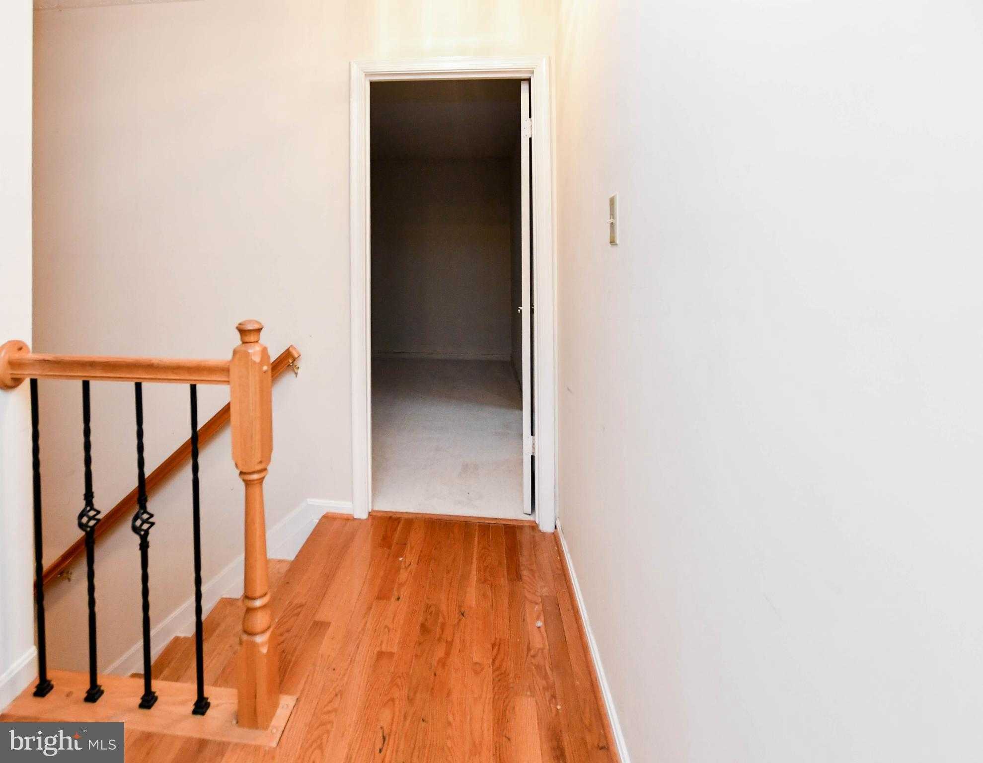 1111 Kings Heather Dr photo 25