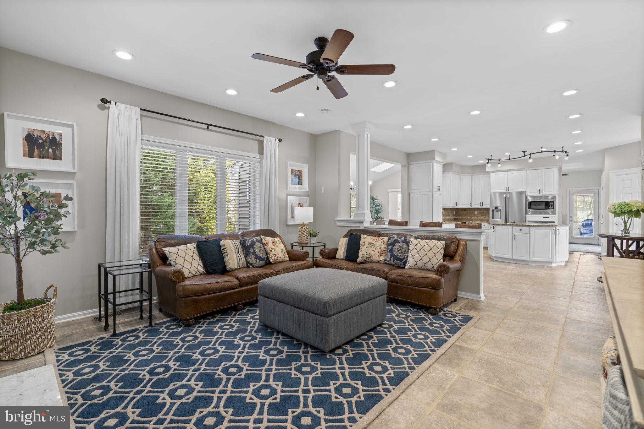 889 Lynch Dr photo 23