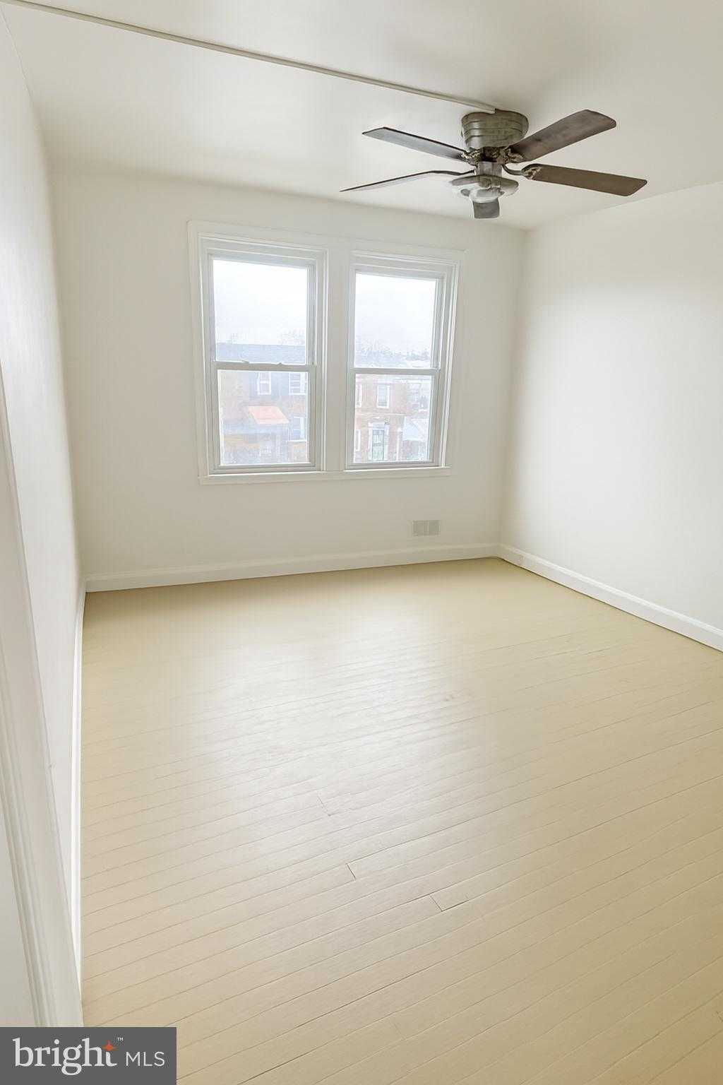 3733 Ravenwood Ave photo 7