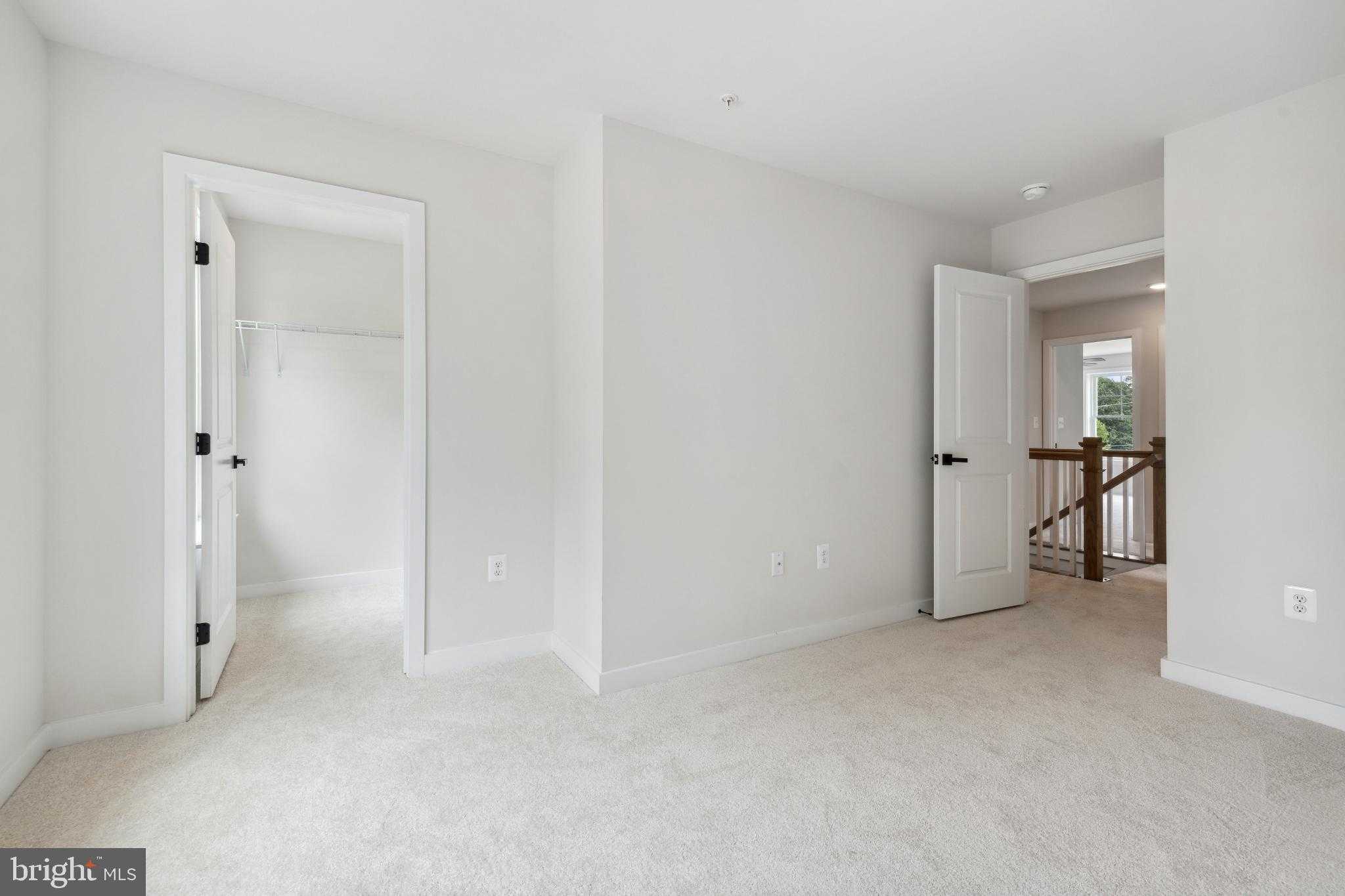 7715 Woodlawn Ave photo 28