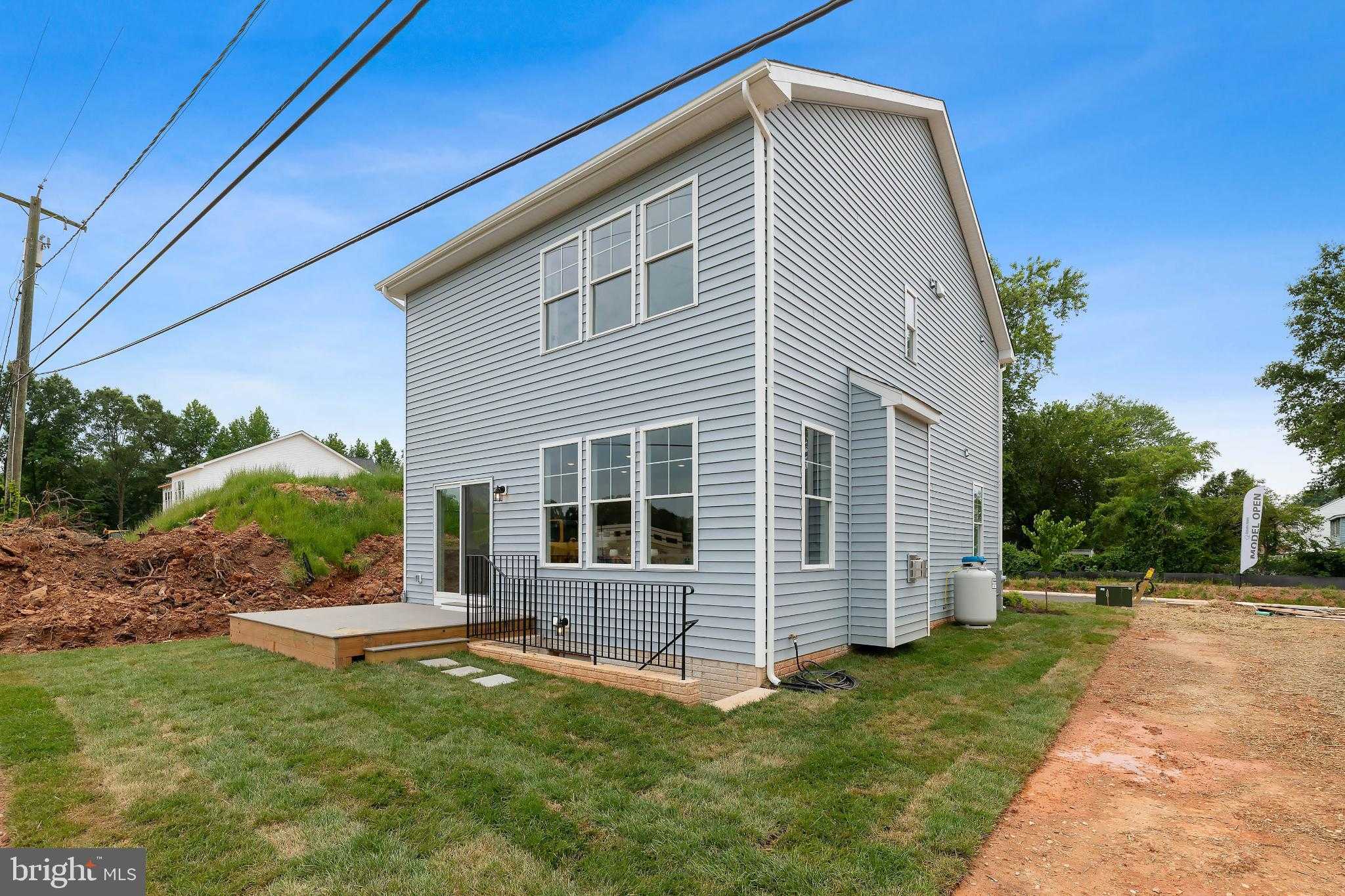 7715 Woodlawn Ave photo 39