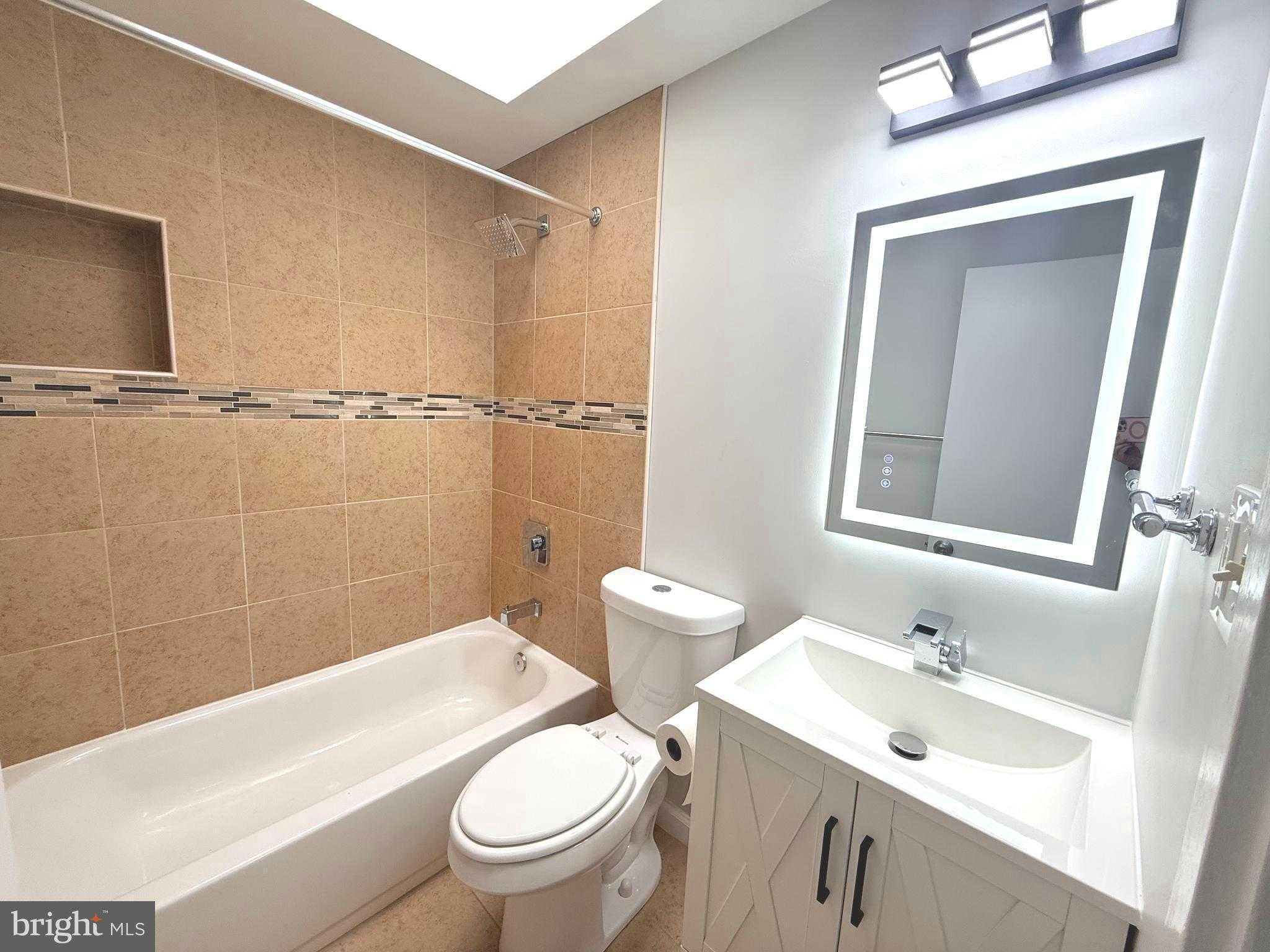 4114 Reisterstown Rd photo 11