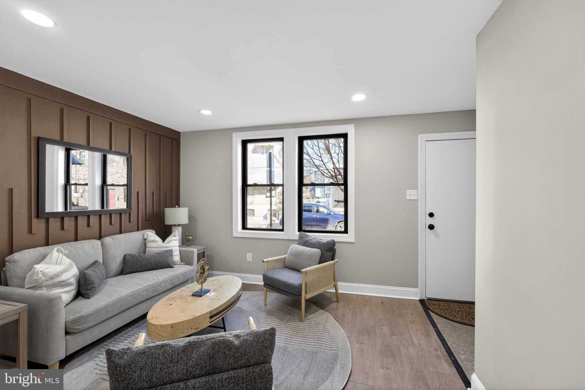 1704 Wharton St photo 2