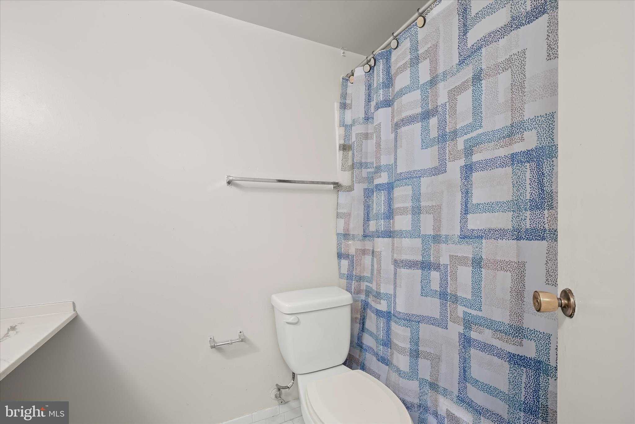 12001 Old Columbia Pike Apt 516 photo 29