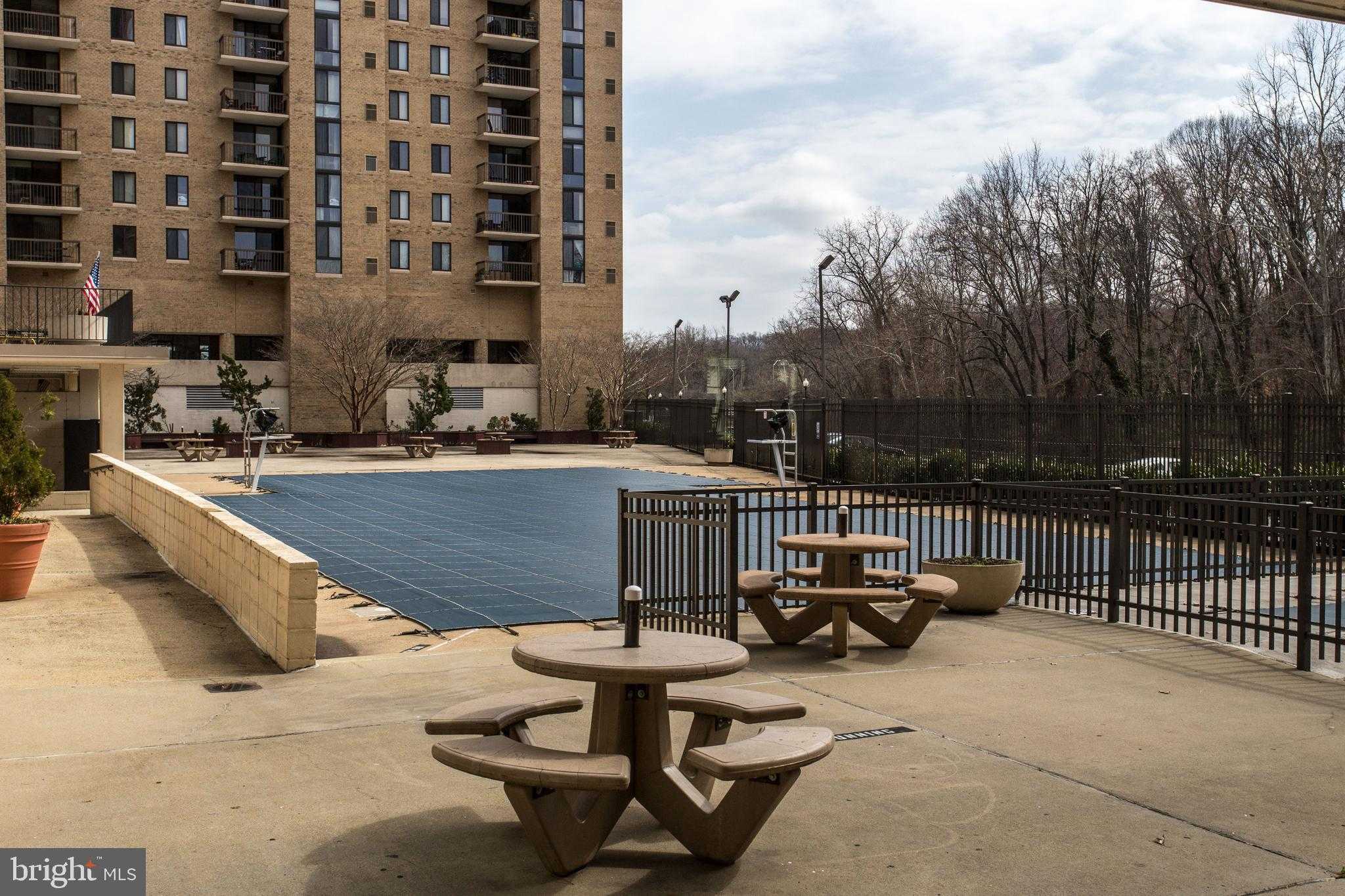 4600 S Four Mile Run Dr Apt 226 photo 34