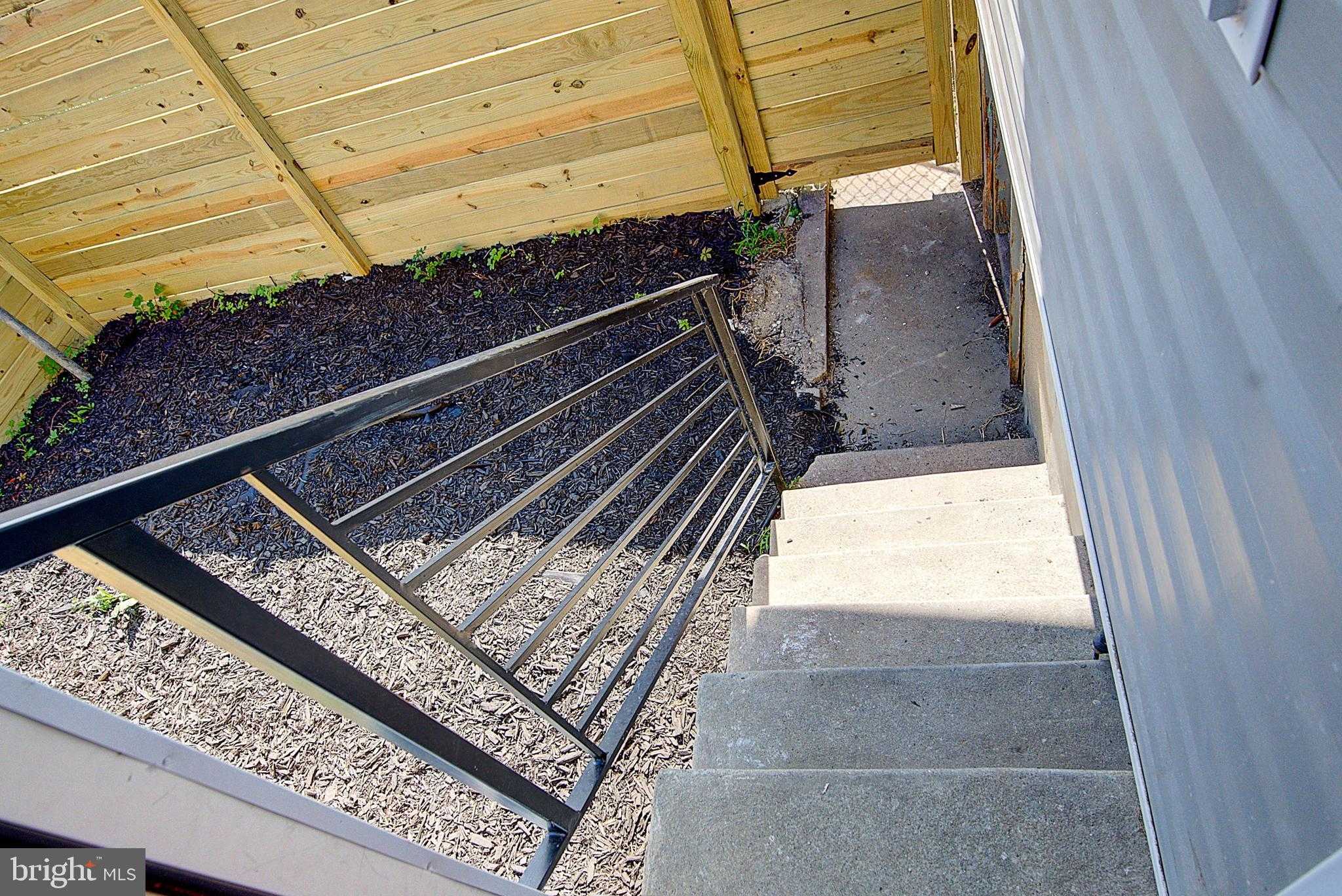 5736 Reedland St photo 20