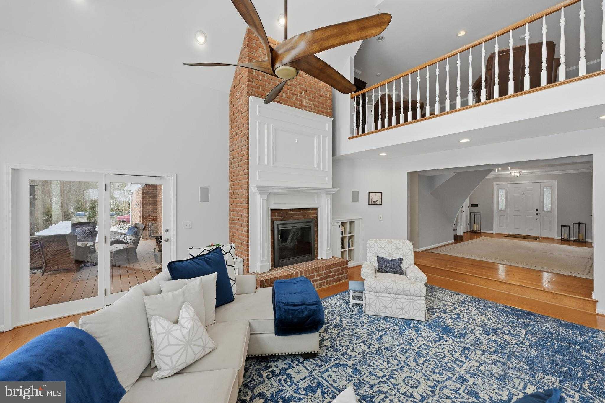 982 Wayson Way photo 14