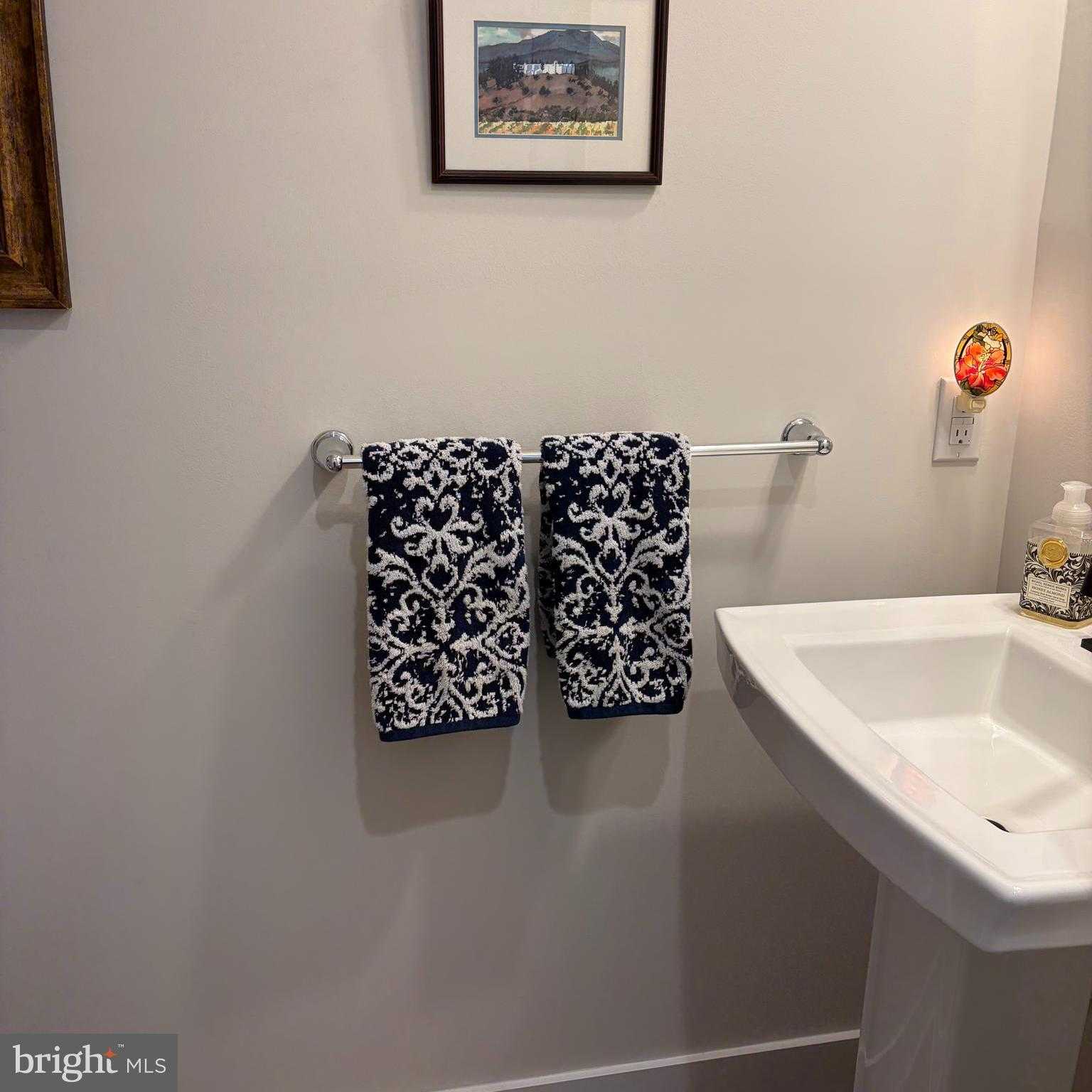 585 Trifecta Rd photo 18