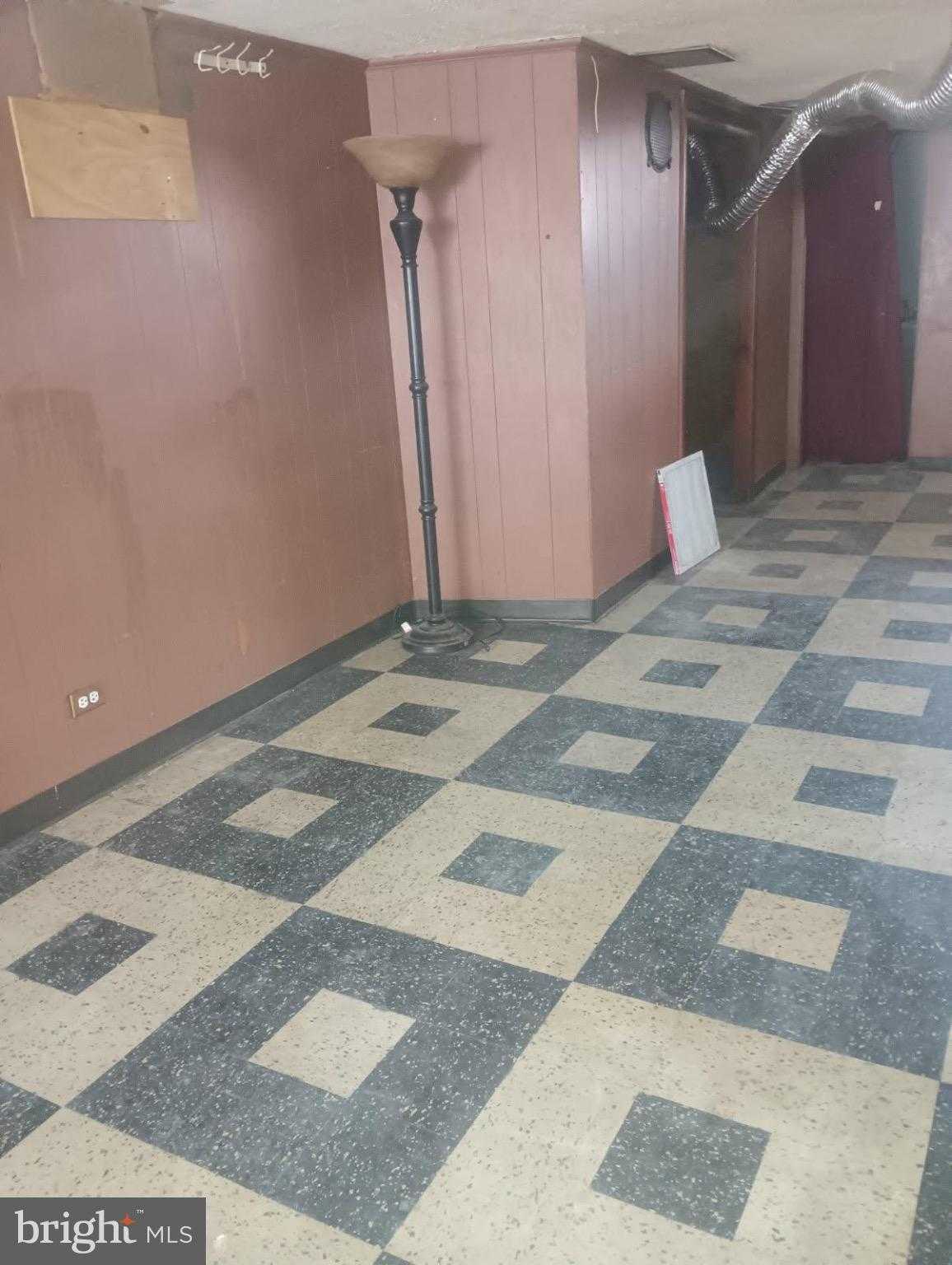 7302 Sherwood Rd photo 49