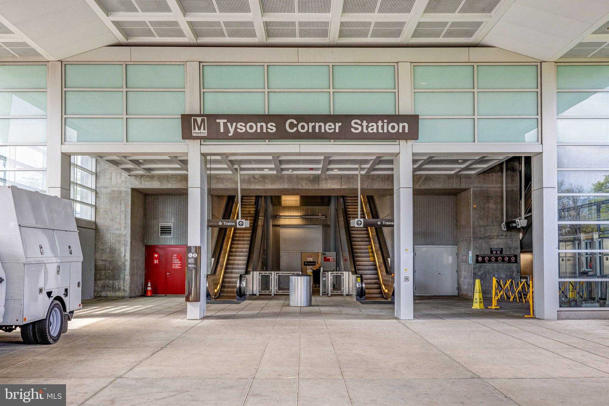 362 Park St NE photo 55