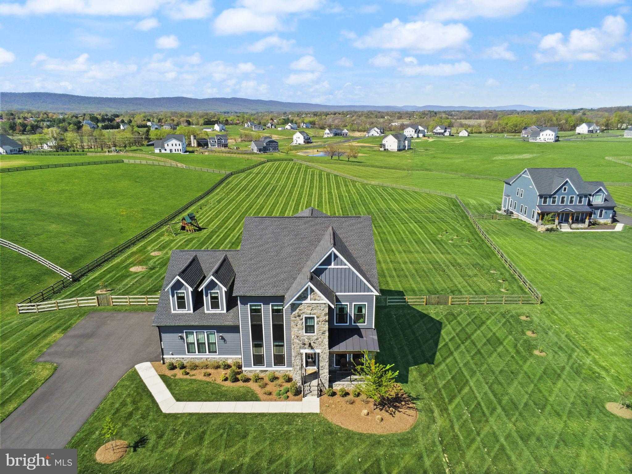 38866 Silver King Cir photo 3