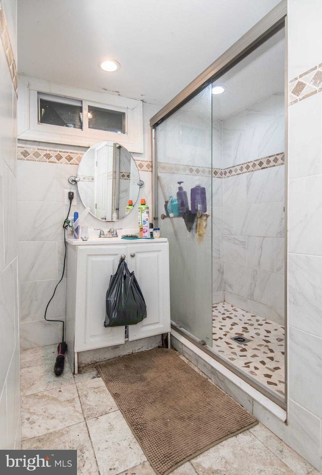 7400 Claridge St photo 35