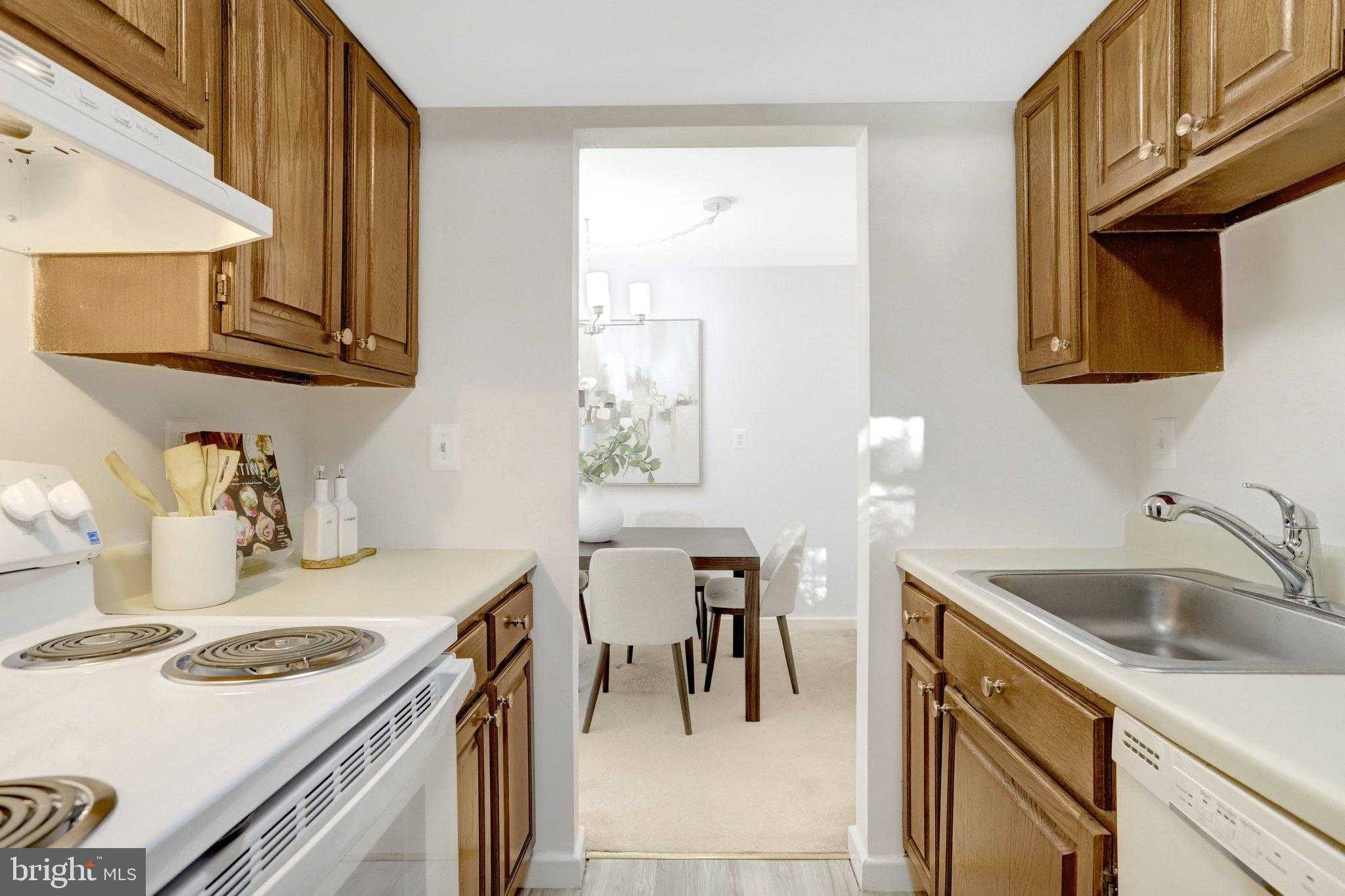 700 S Arlington Mill Dr # 15204 photo 7