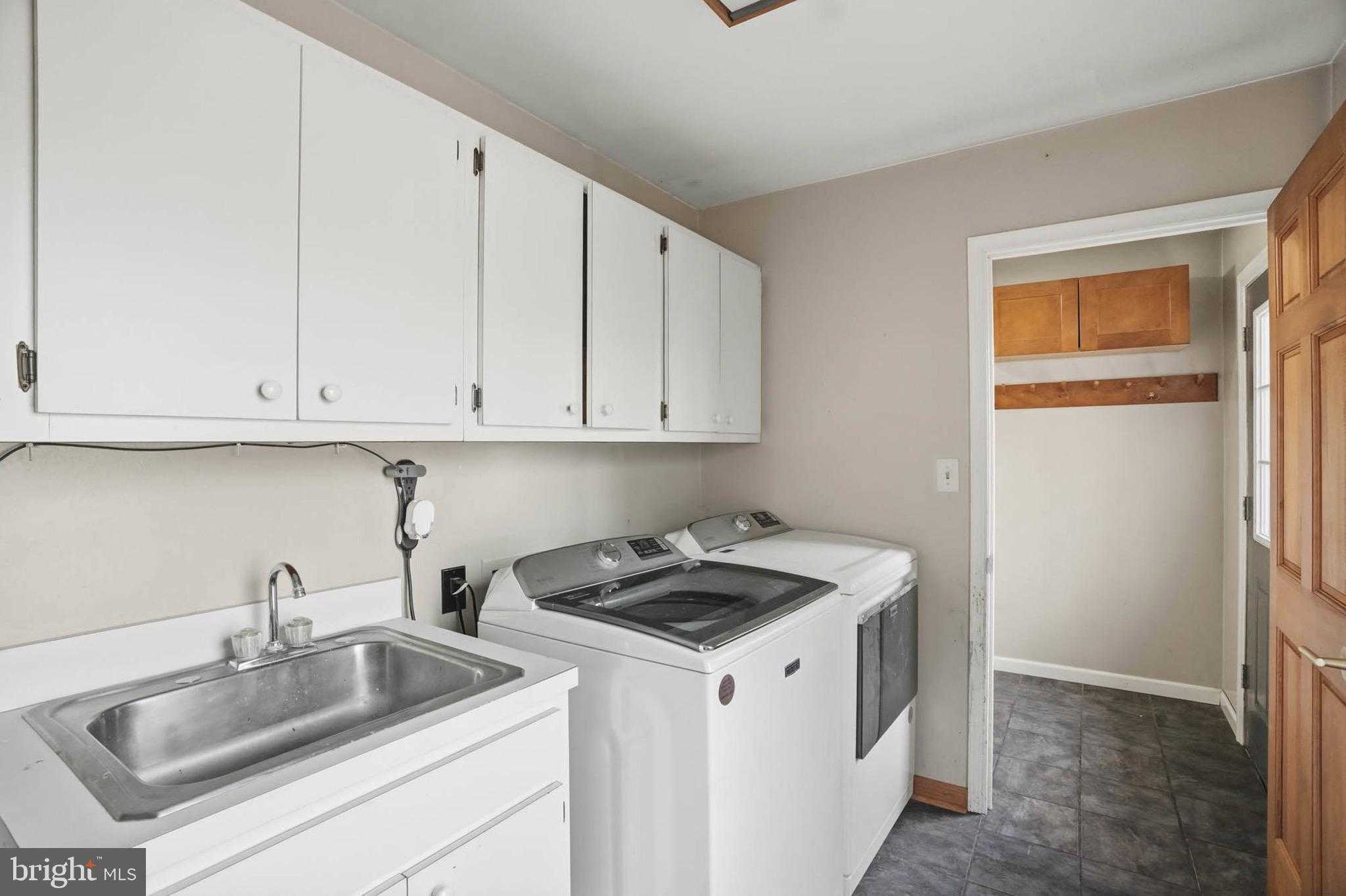 10401 Three Doctors Rd photo 23