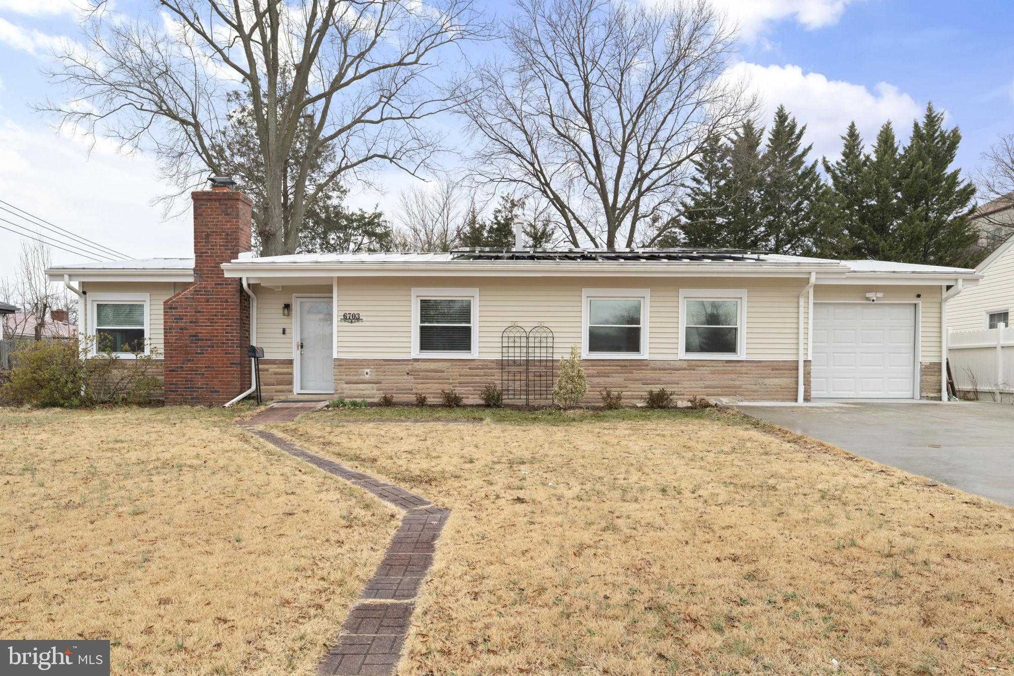 6703 Cimarron St photo 2