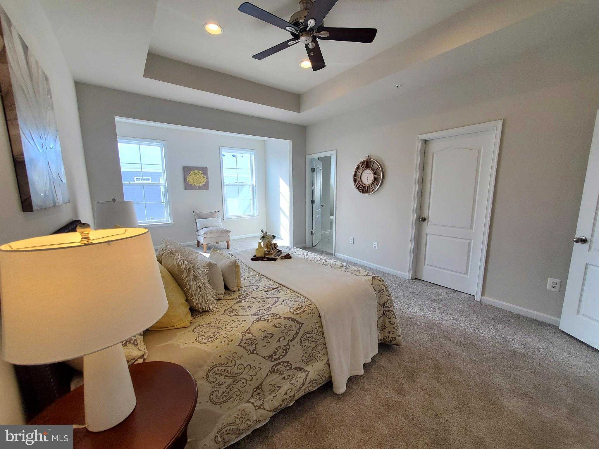 8909 Beckett St photo 25