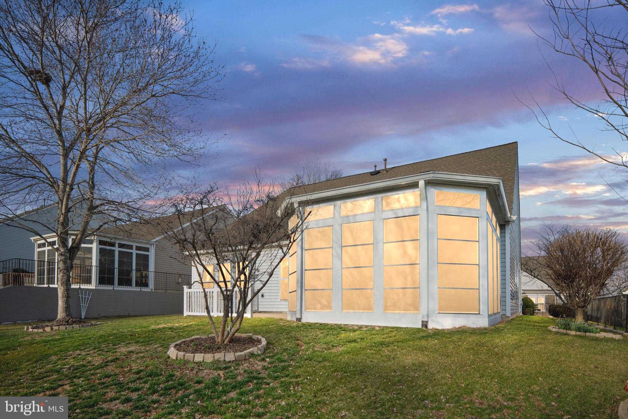 28 Castlewood Dr photo 58