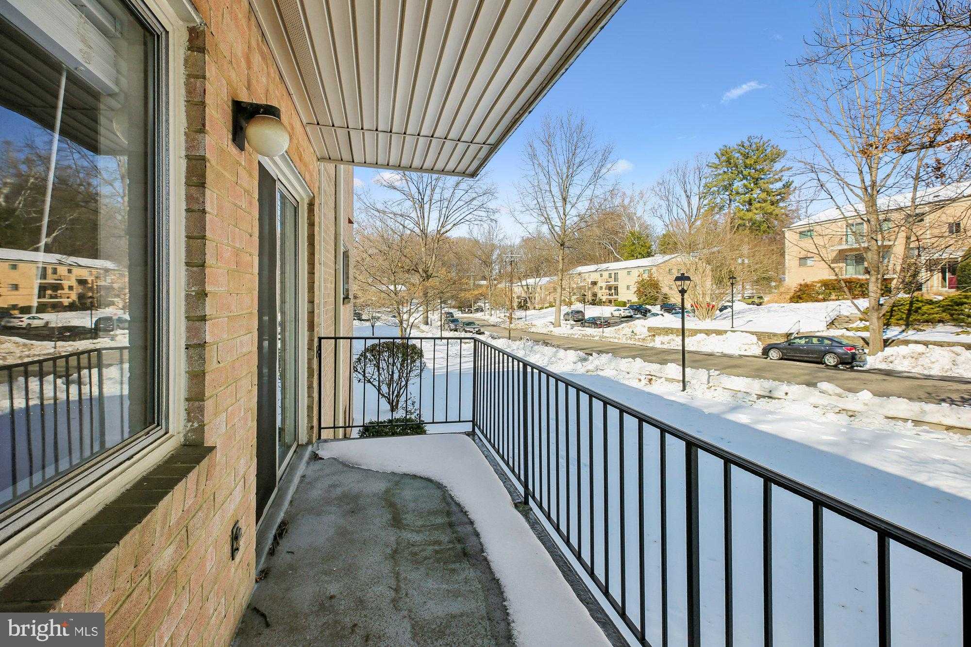 10625 Montrose Ave photo 15