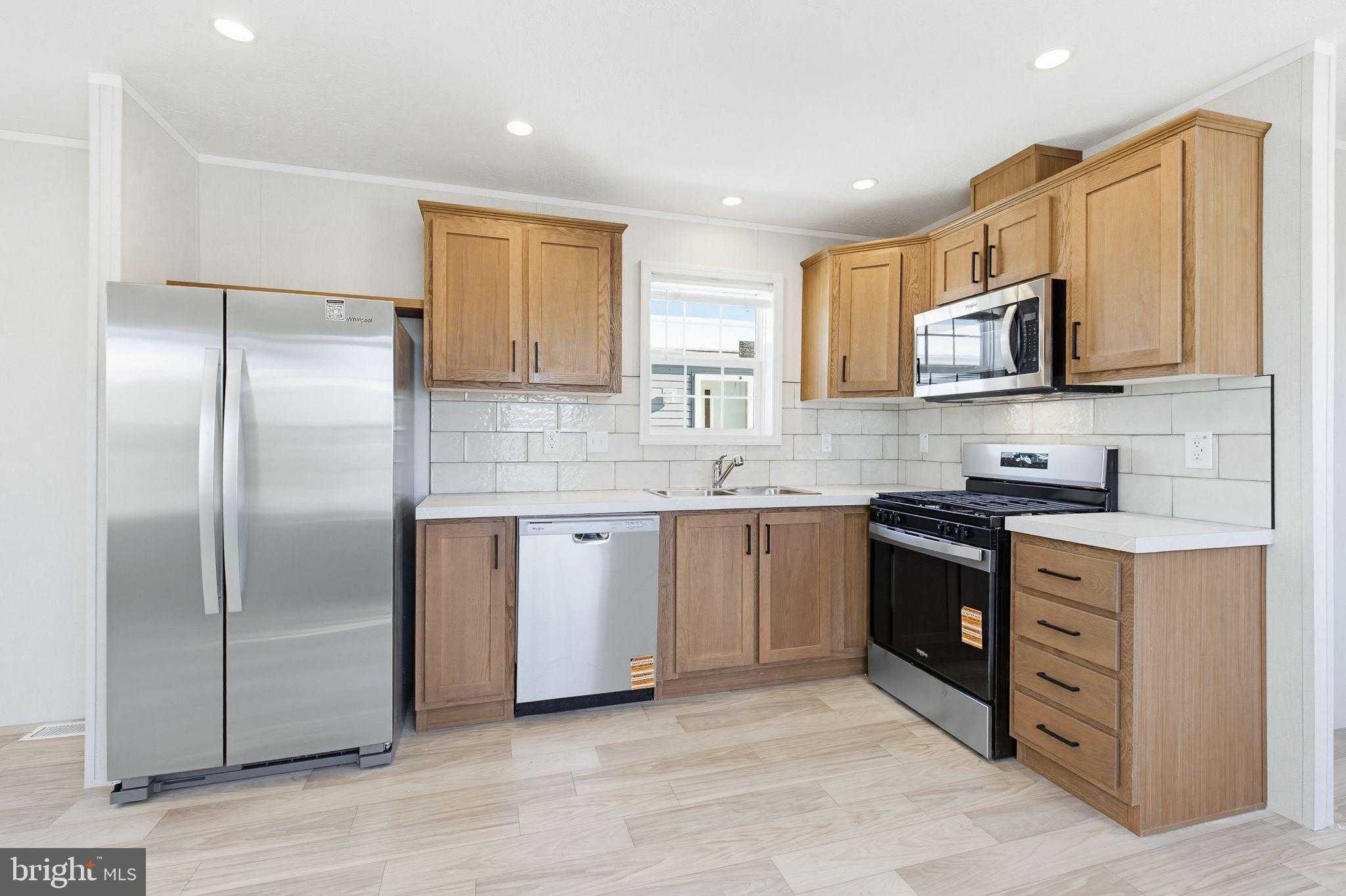 7 E Highland Rd photo 13