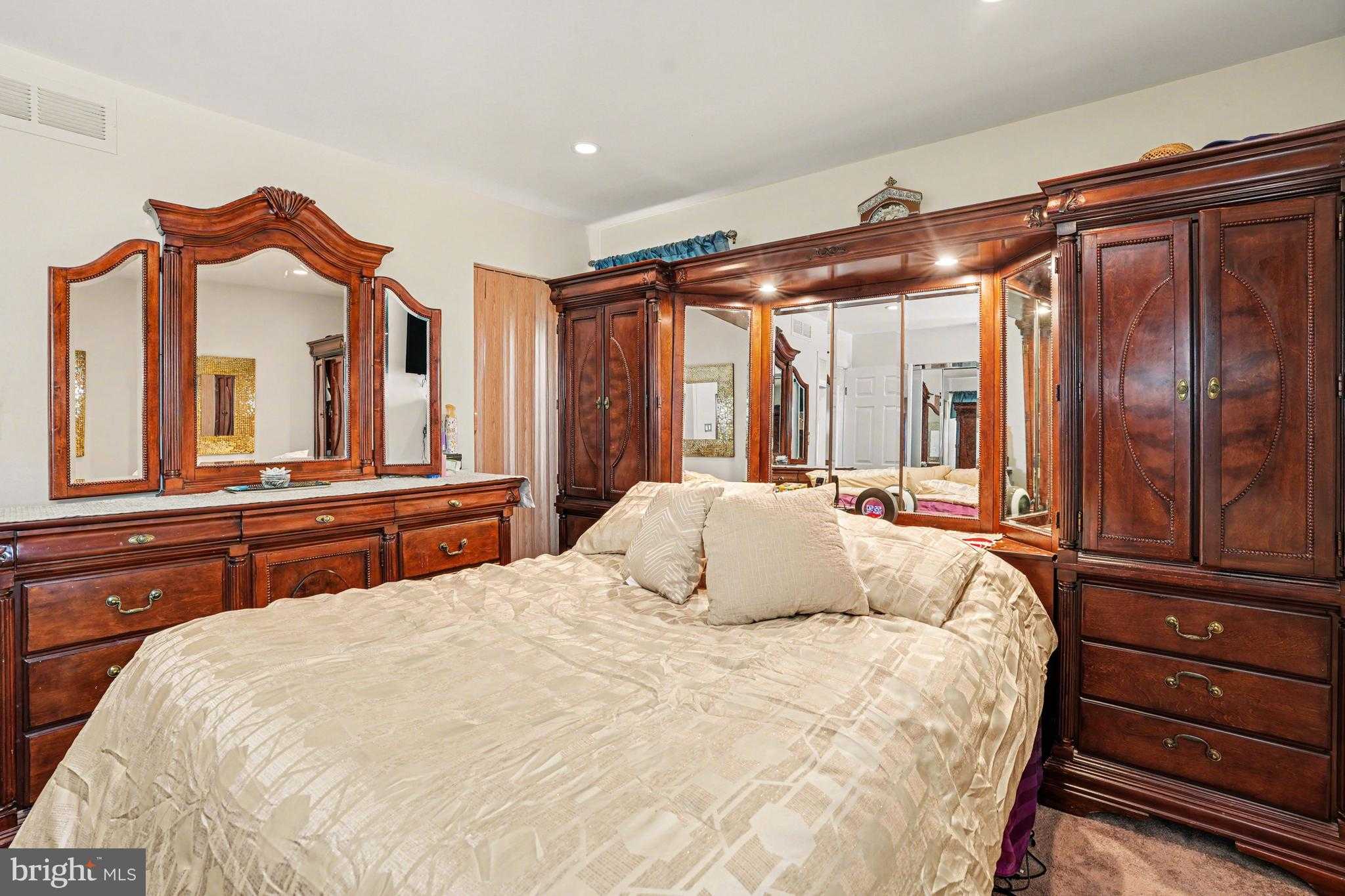 5 Farwell CT photo 14