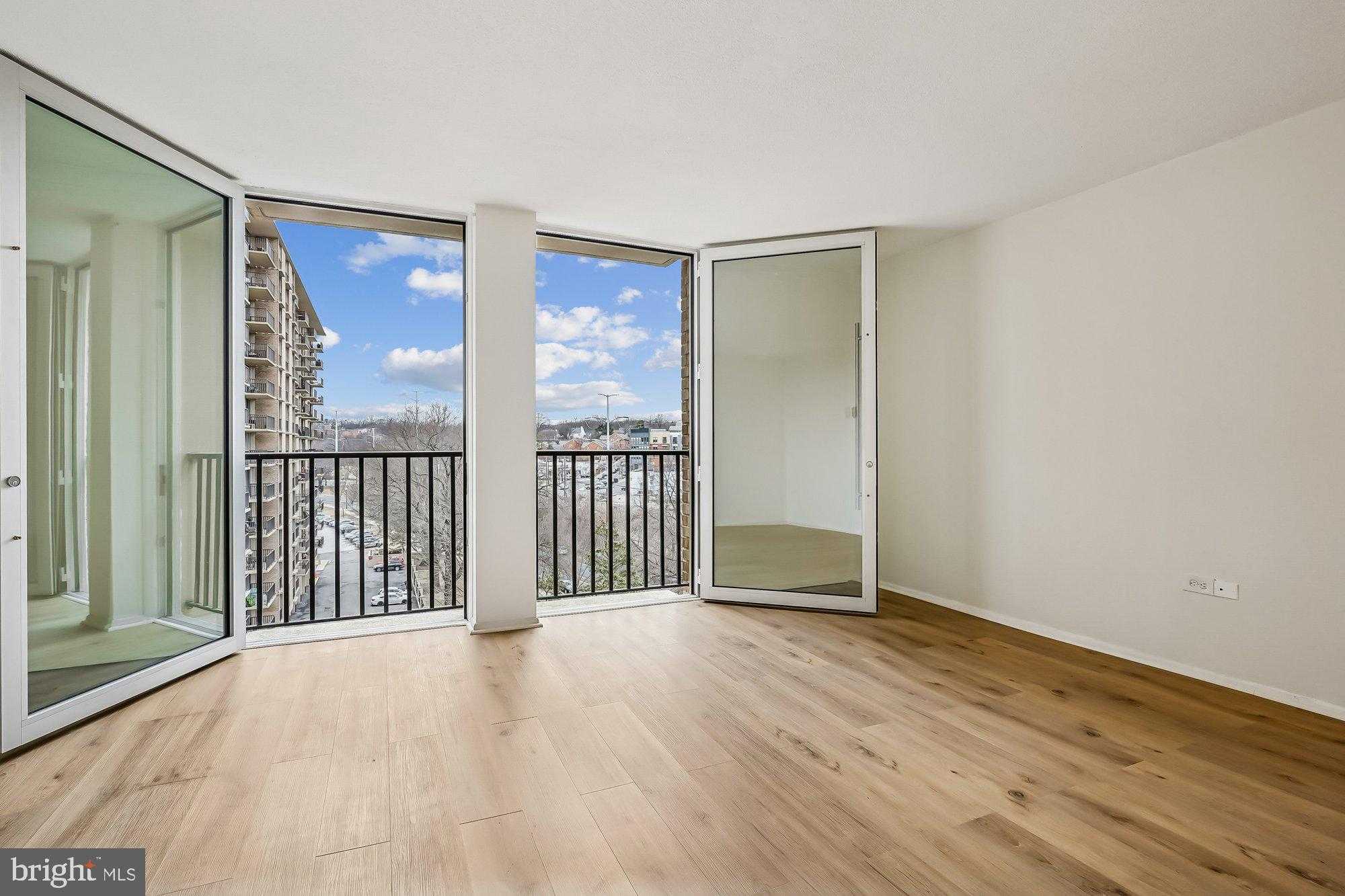 4600 S Four Mile Run Dr Apt 629 photo 21